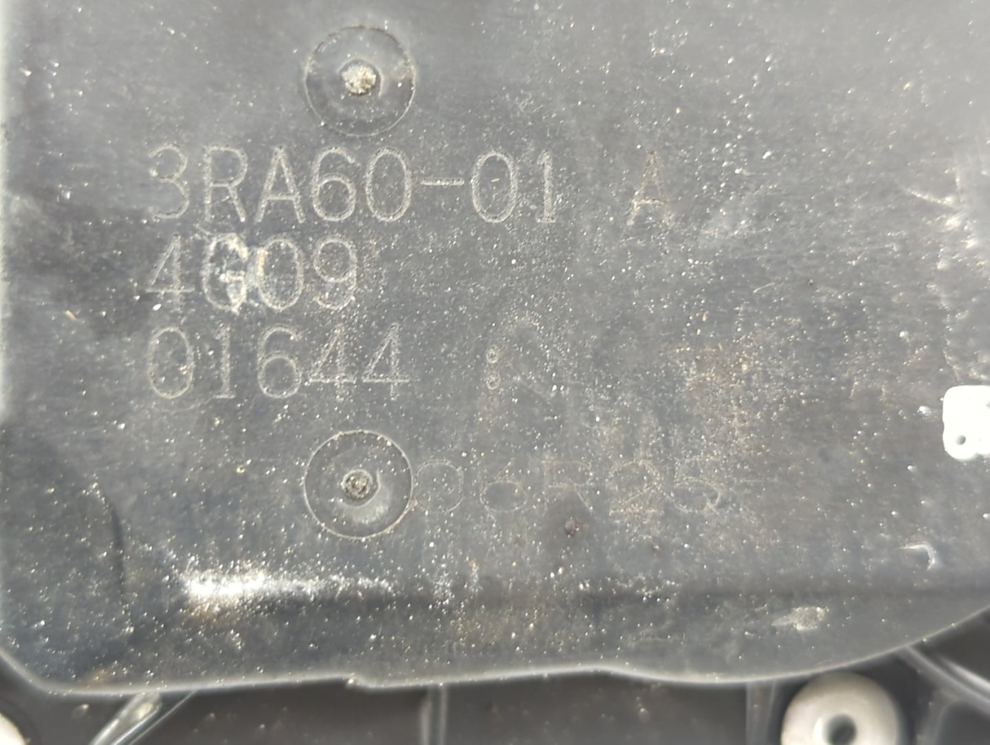 2013-2019 Nissan Sentra Throttle Body P/N:3RA60-01 C 3RA60-01 D, 3RA60-01 A Fits Fits 2013 2014 2015 2016 2017 2018 2019 OEM