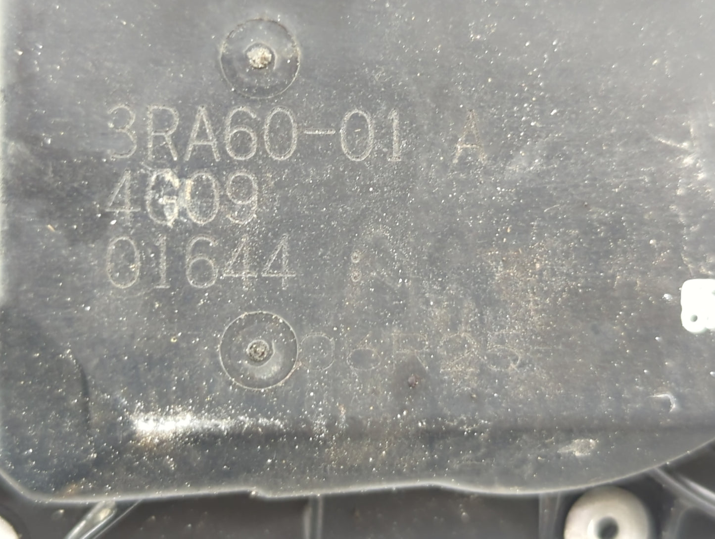 2013-2019 Nissan Sentra Throttle Body P/N:3RA60-01 C 3RA60-01 D, 3RA60-01 A Fits Fits 2013 2014 2015 2016 2017 2018 2019 OEM