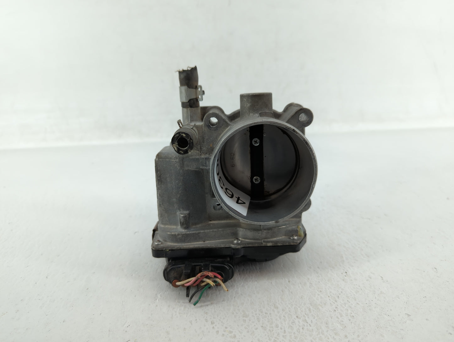 2013-2019 Nissan Sentra Throttle Body P/N:3RA60-01 E 3RA60-01 A, 3RA60-01 C Fits Fits 2013 2014 2015 2016 2017 2018 2019 OEM