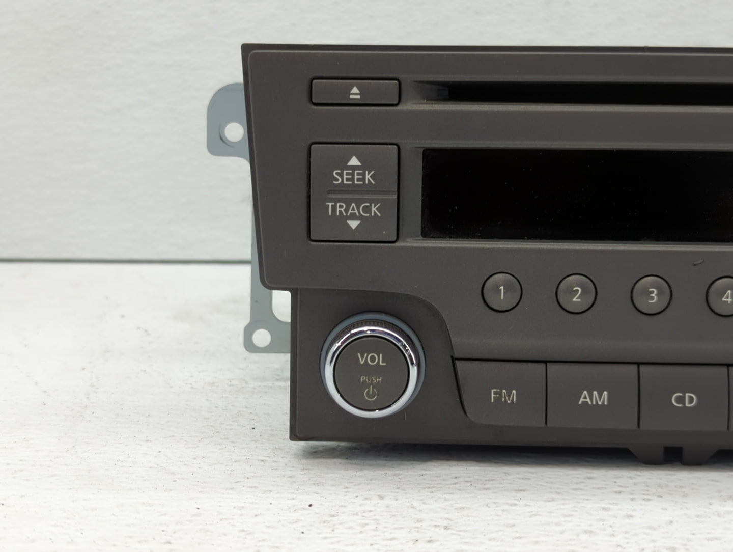 2013-2014 Nissan Sentra Radio AM FM Cd Player Receiver Replacement P/N:28185-3PA2A 28185-3RA2D, 28185-3RA2A Fits Fits 2013 2