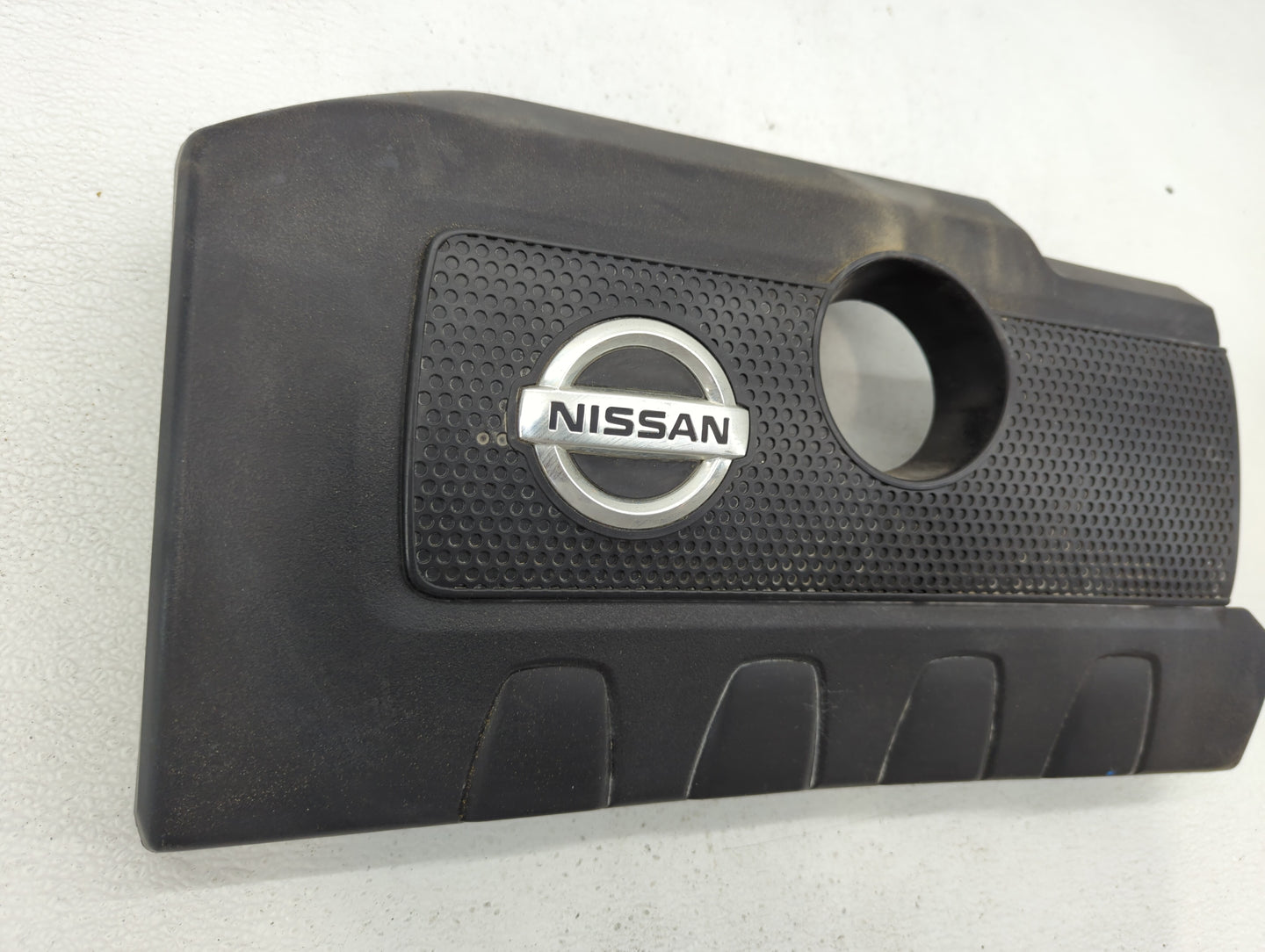2014 Nissan Sentra Engine Cover - Oemusedautoparts1.com