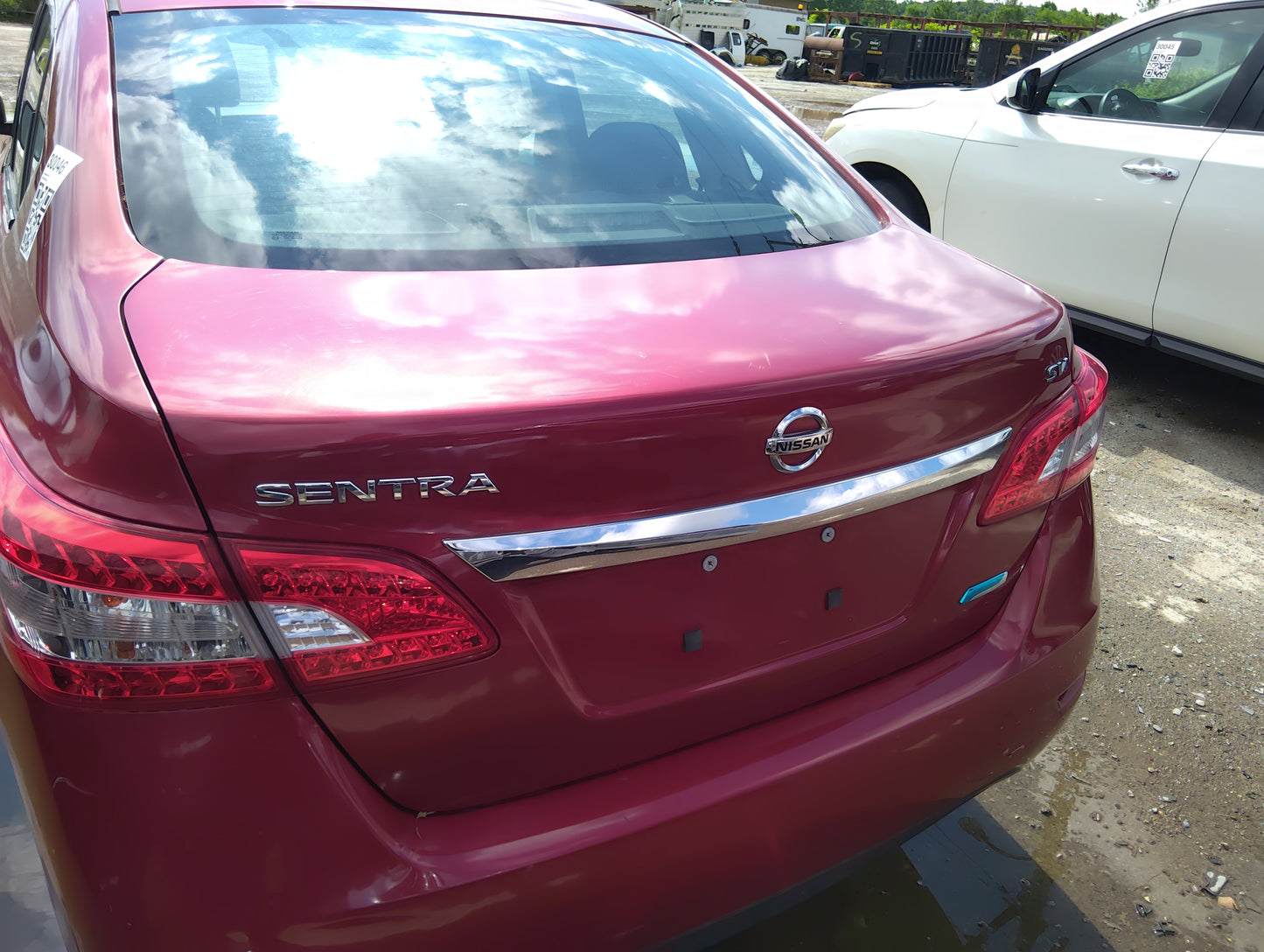 2013-2015 Nissan Sentra Trunk/decklid/hatch/tailgate Oem 5030025 - Oemusedautoparts1.com