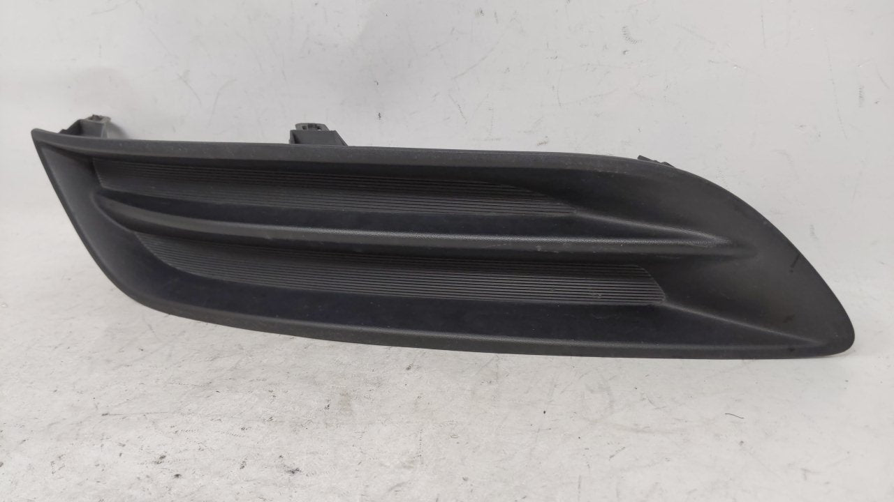 2013-2015 Nissan Sentra Front Grille Bumper Not Included - Oemusedautoparts1.com