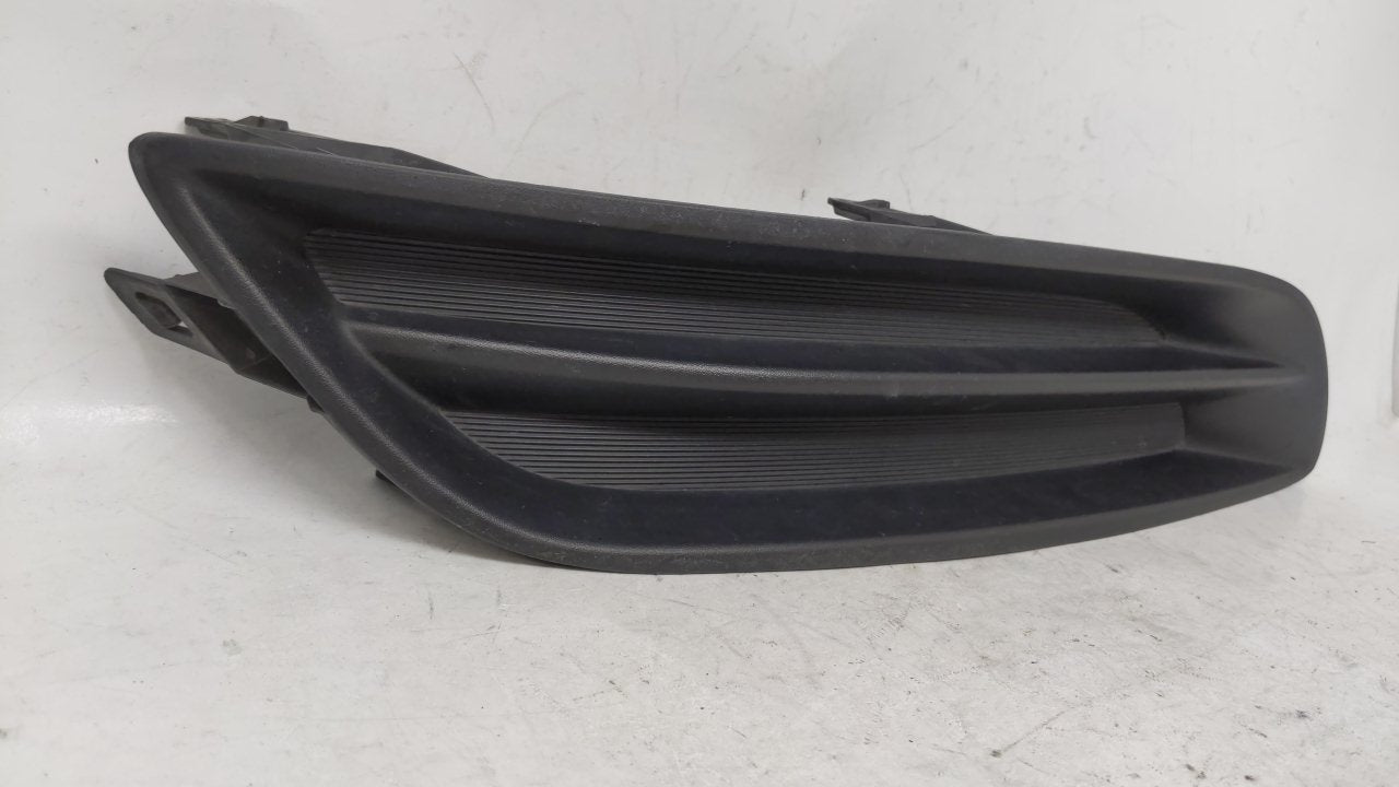 2013-2015 Nissan Sentra Front Grille Bumper Not Included - Oemusedautoparts1.com
