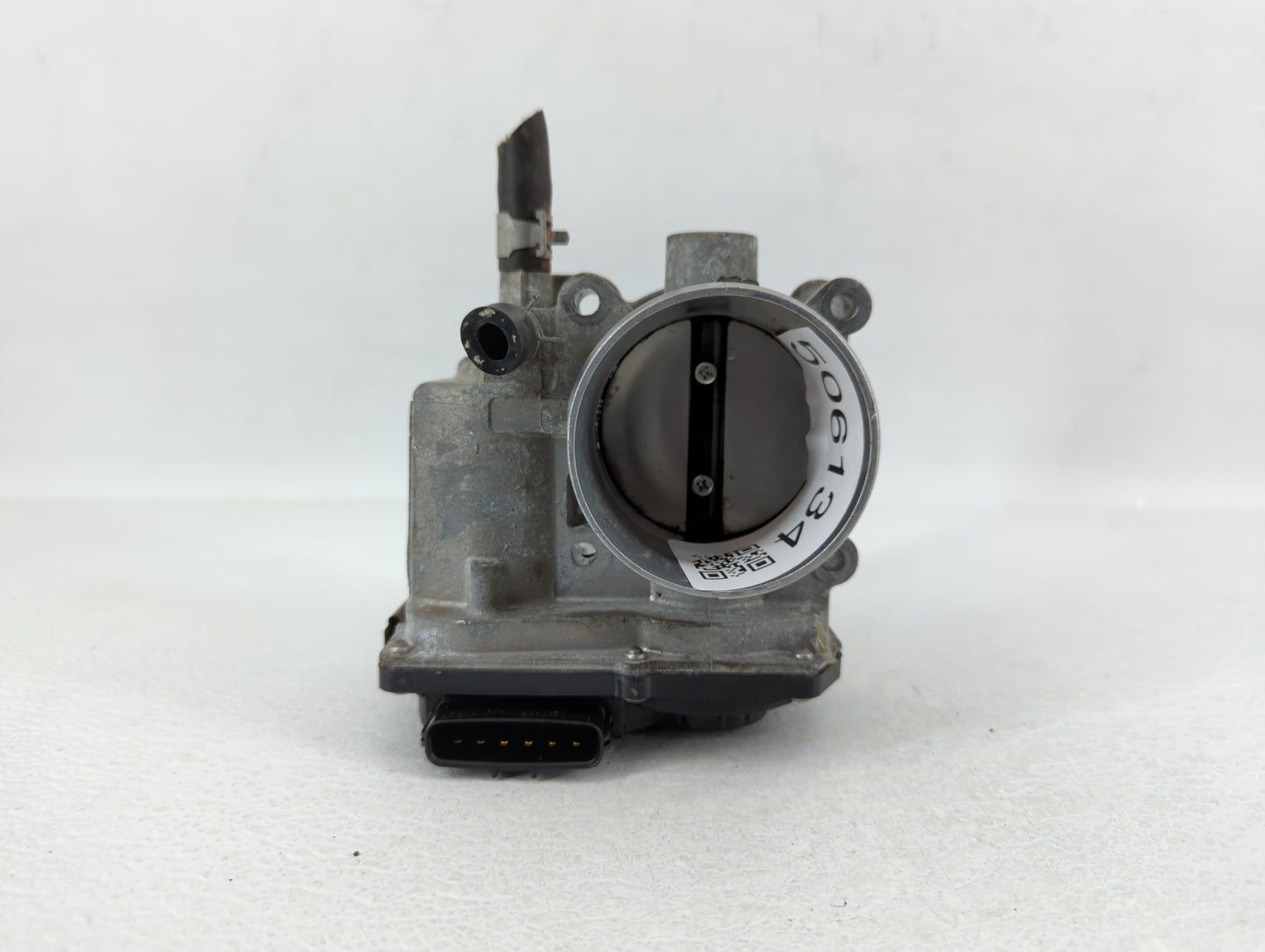2013-2019 Nissan Sentra Throttle Body P/N:3RA60-01 A Fits Fits 2013 2014 2015 2016 2017 2018 2019 OEM Used Auto Parts - Oemu