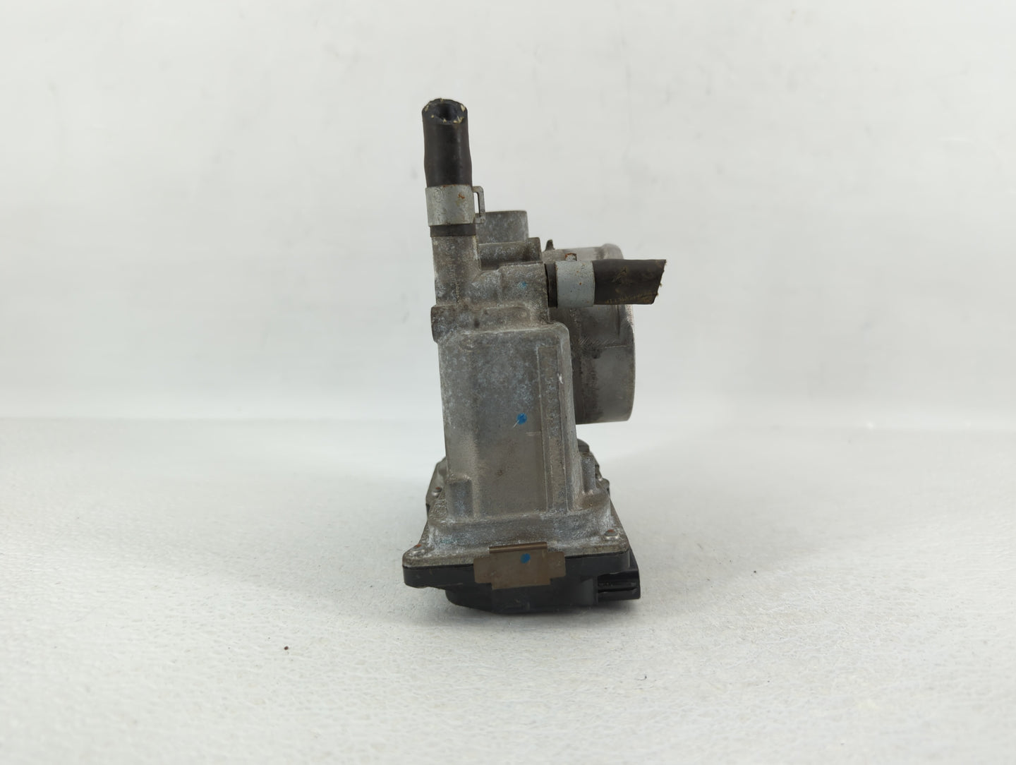 2013-2019 Nissan Sentra Throttle Body P/N:3RA60-01 A Fits Fits 2013 2014 2015 2016 2017 2018 2019 OEM Used Auto Parts - Oemu