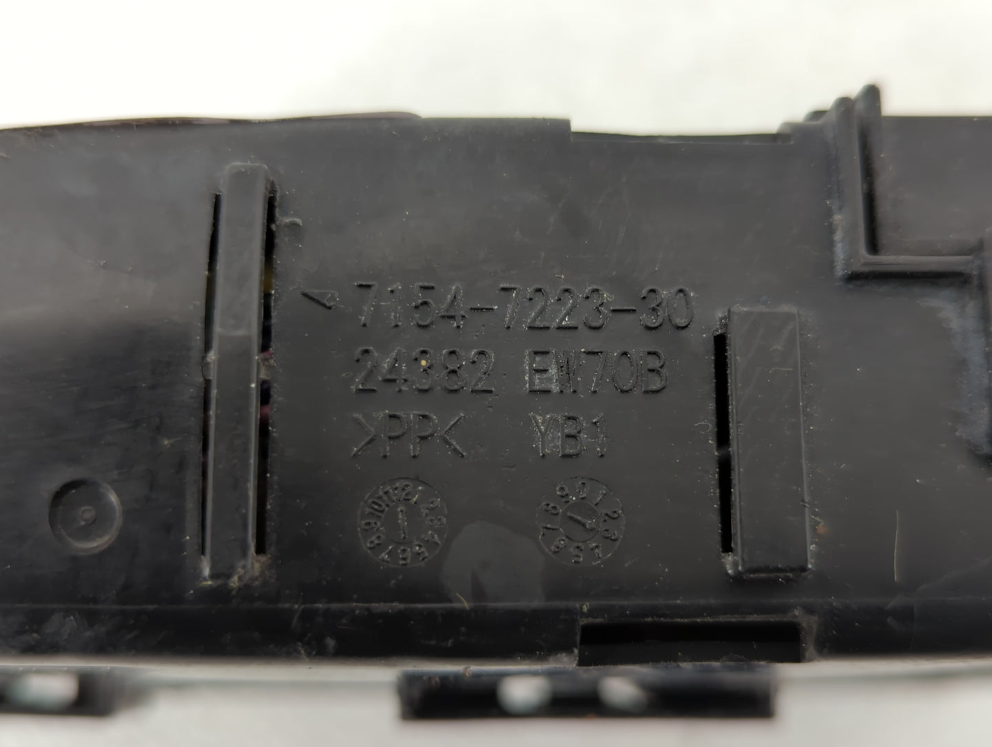 2013-2019 Nissan Sentra Fusebox Fuse Box Panel Relay Module P/N:24382 EM70B Fits Fits 2013 2014 2015 2016 2017 2018 2019 OEM