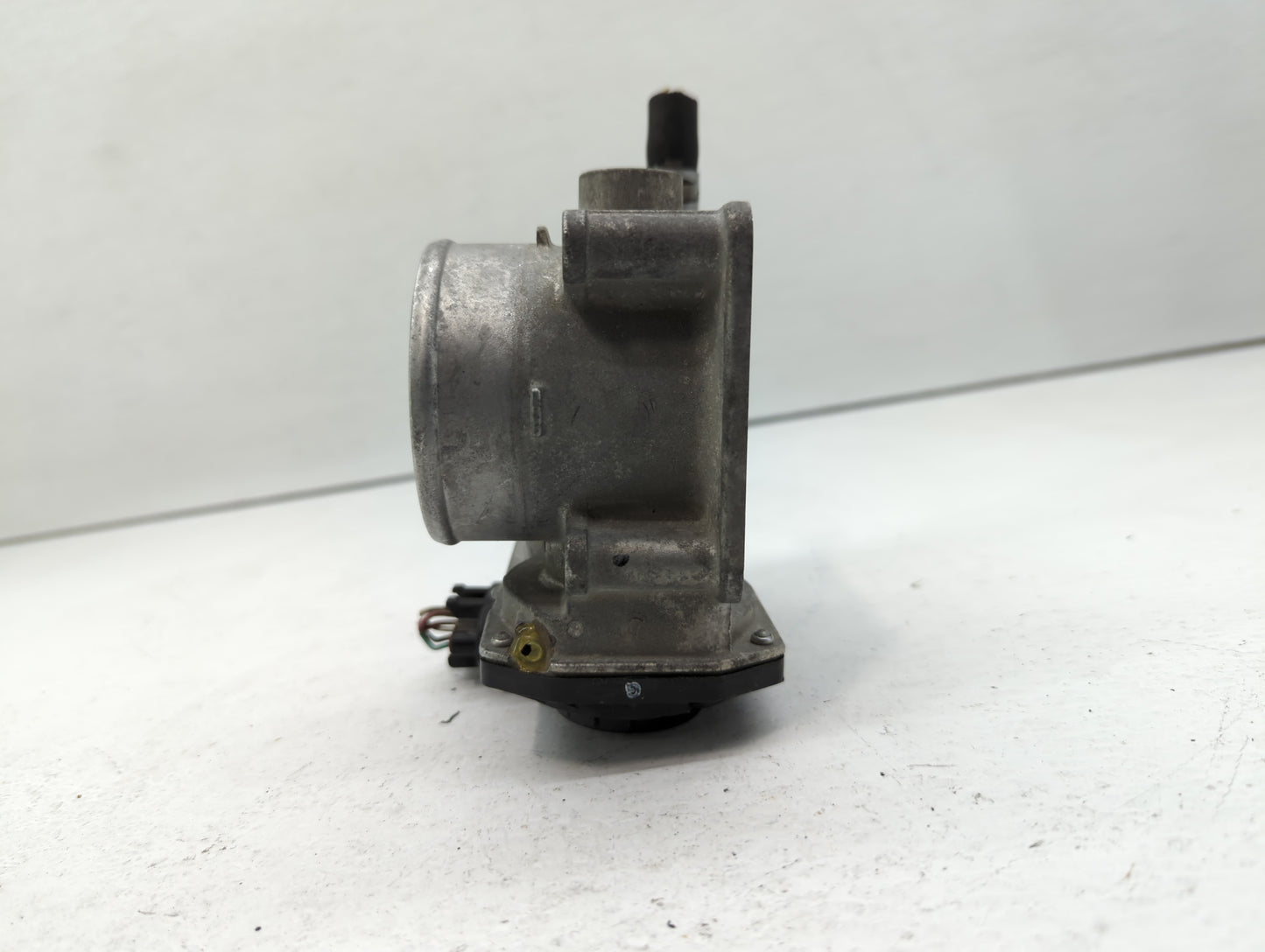 2013-2019 Nissan Sentra Throttle Body P/N:3RA60-01 B 3RA60-01 A Fits Fits 2013 2014 2015 2016 2017 2018 2019 OEM Used Auto P
