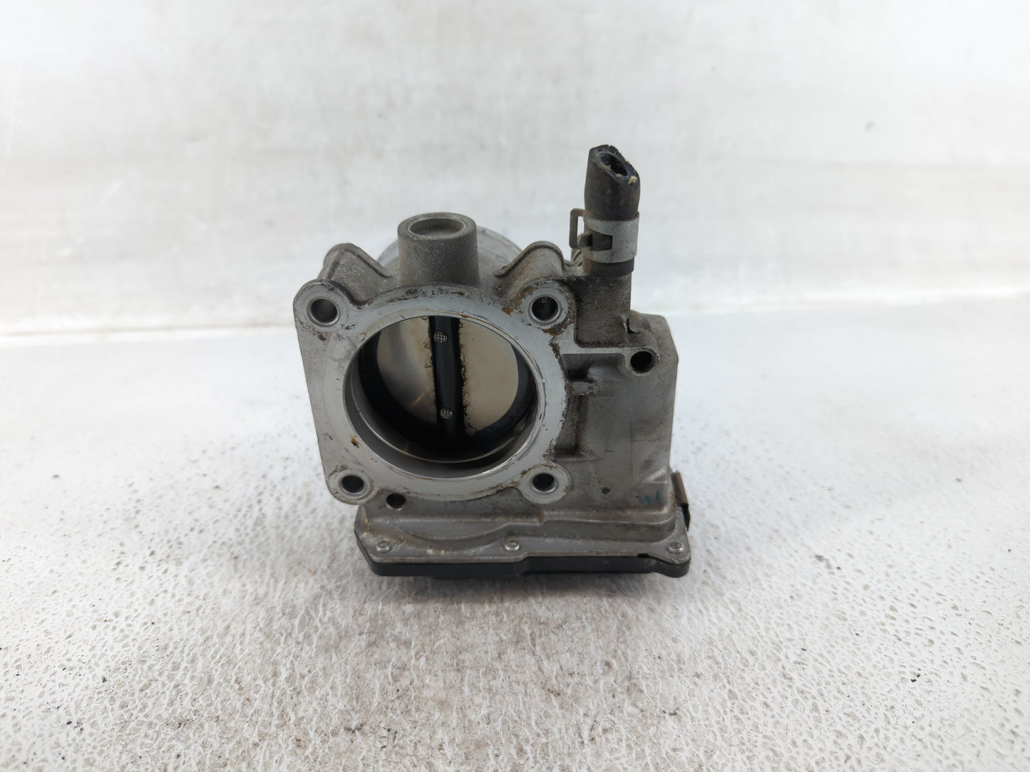 2013-2019 Nissan Sentra Throttle Body P/N:3RA60-01 A Fits Fits 2013 2014 2015 2016 2017 2018 2019 OEM Used Auto Parts - Oemu