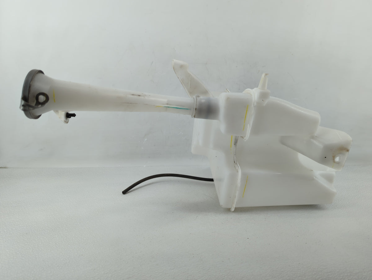 2013-2015 Nissan Sentra Windshield Washer Fluid Reservoir Bottle 533256 - Oemusedautoparts1.com
