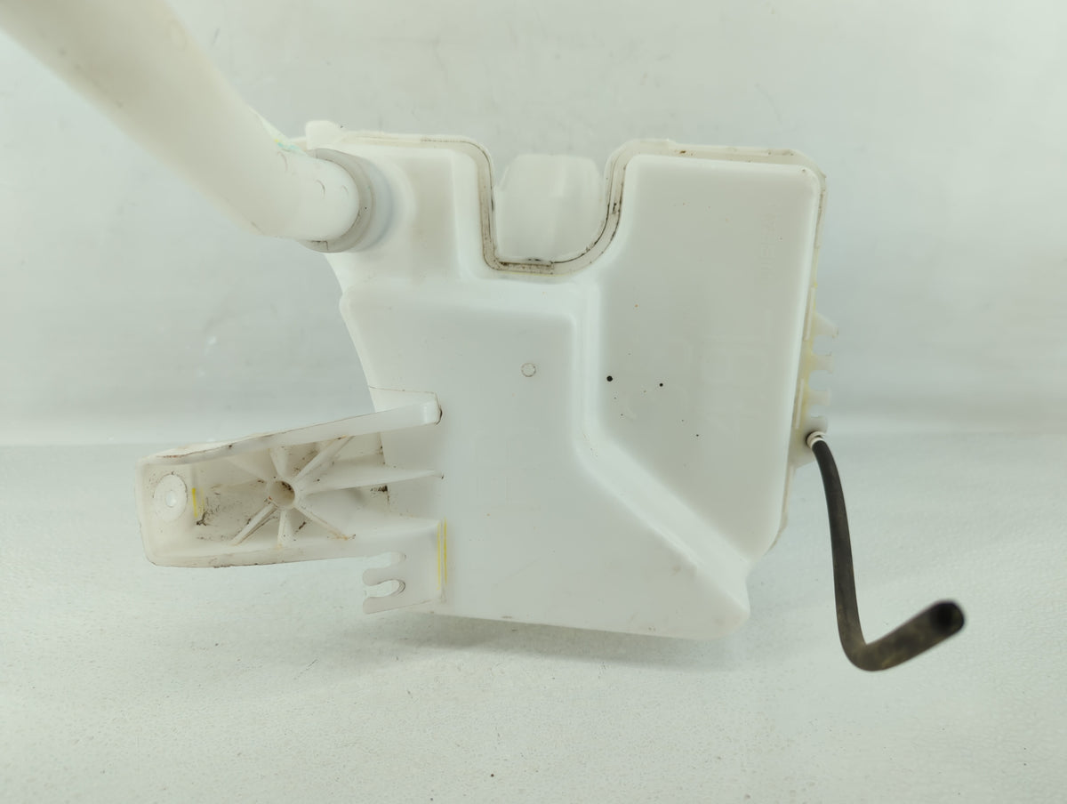 2013-2015 Nissan Sentra Windshield Washer Fluid Reservoir Bottle 533256 - Oemusedautoparts1.com