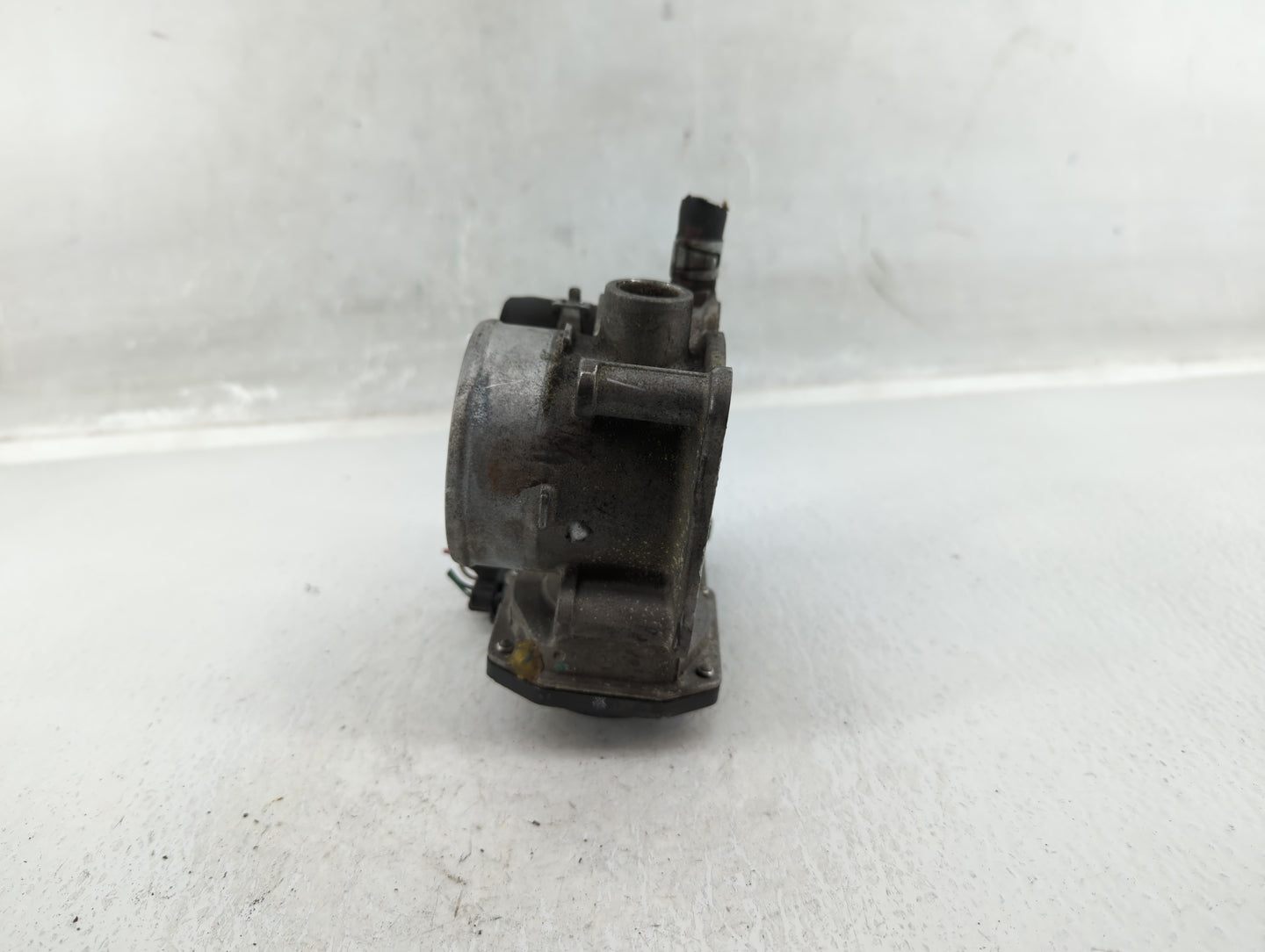 2013-2019 Nissan Sentra Throttle Body P/N:3RA60-01 A Fits Fits 2013 2014 2015 2016 2017 2018 2019 OEM Used Auto Parts - Oemu