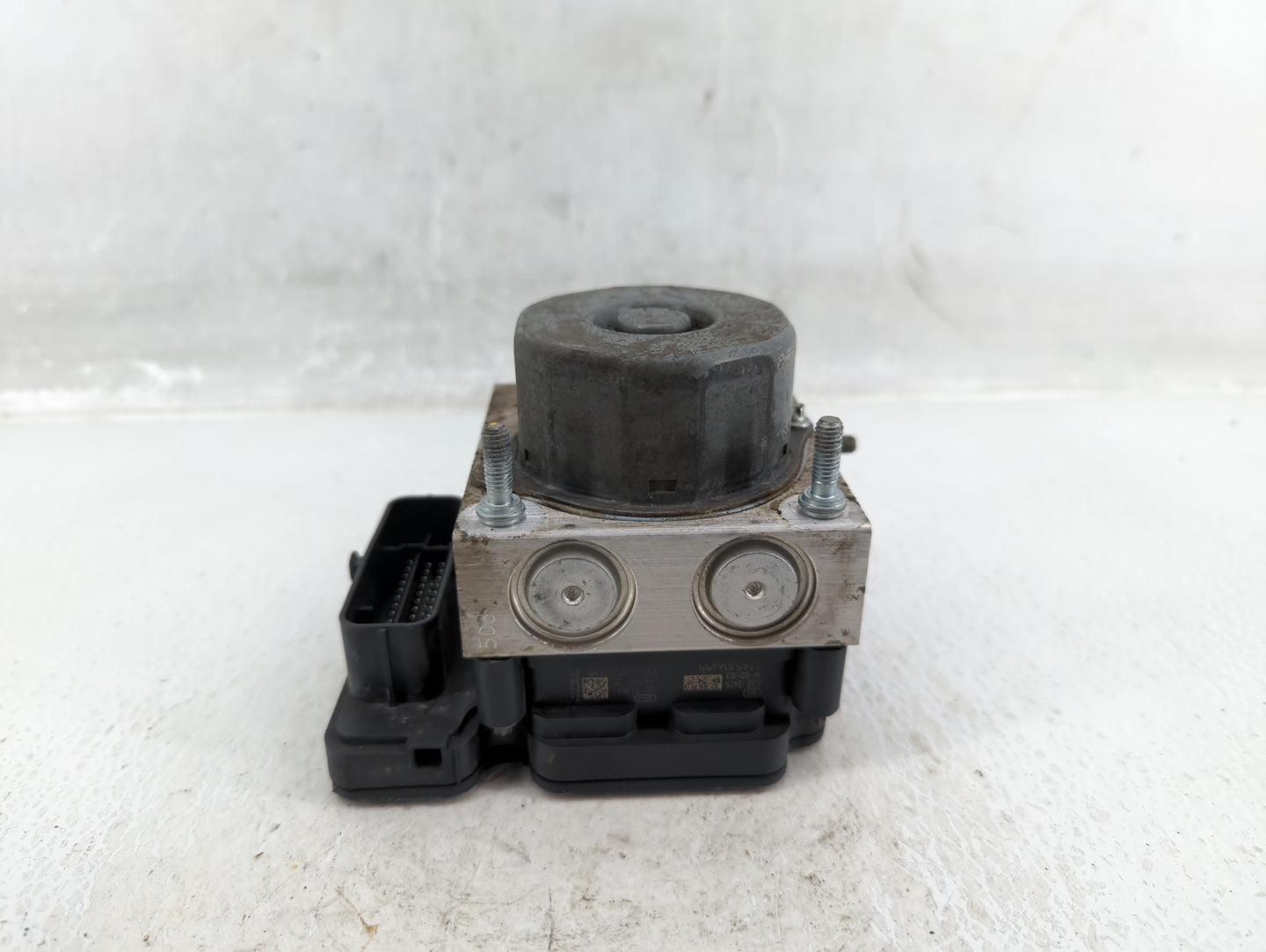 2014-2015 Nissan Sentra ABS Pump Control Module Replacement P/N:140520 269 661 Fits Fits 2014 2015 OEM Used Auto Parts - Oem