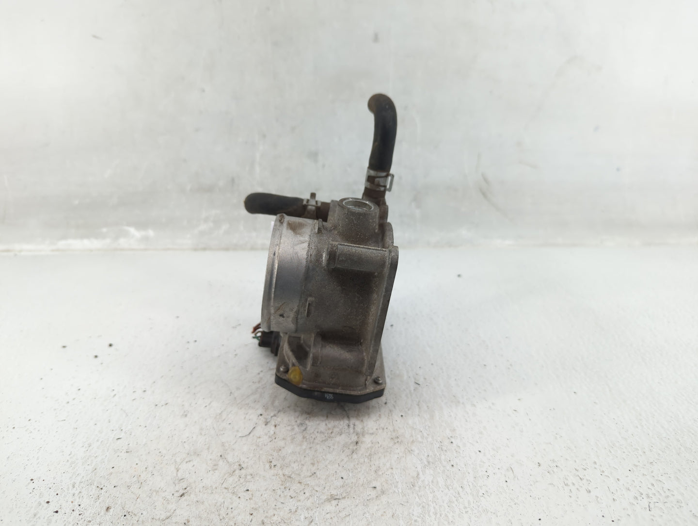 2013-2019 Nissan Sentra Throttle Body P/N:3RA60-01 A Fits Fits 2013 2014 2015 2016 2017 2018 2019 OEM Used Auto Parts - Oemu
