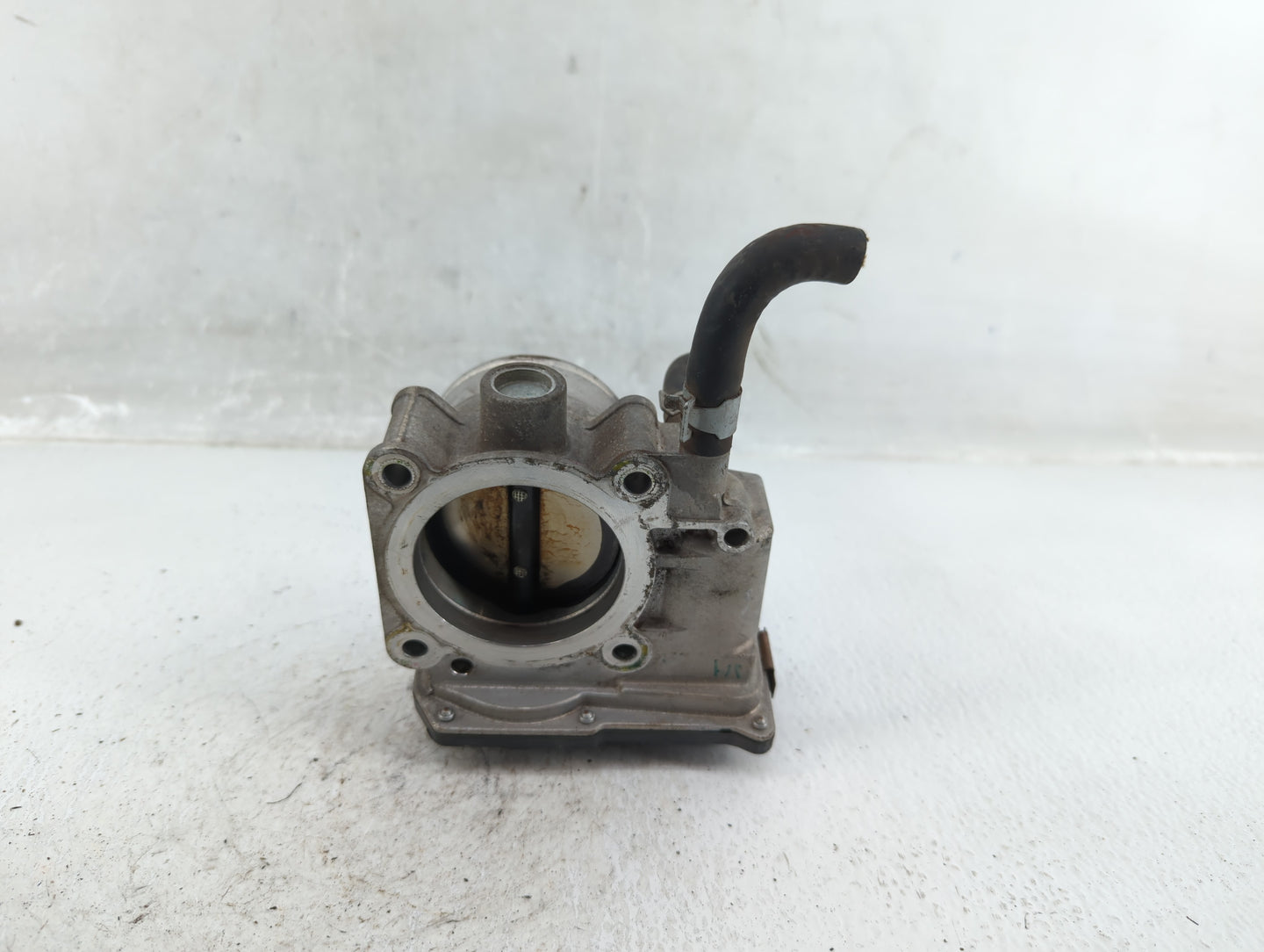 2013-2019 Nissan Sentra Throttle Body P/N:3RA60-01 A Fits Fits 2013 2014 2015 2016 2017 2018 2019 OEM Used Auto Parts - Oemu