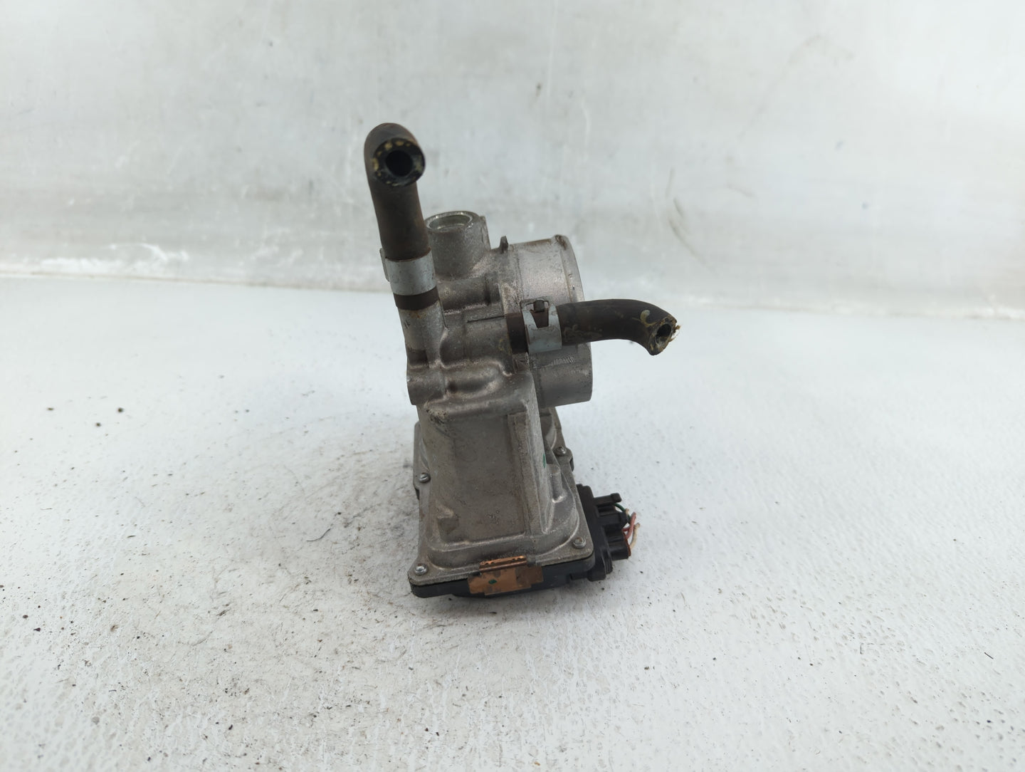 2013-2019 Nissan Sentra Throttle Body P/N:3RA60-01 A Fits Fits 2013 2014 2015 2016 2017 2018 2019 OEM Used Auto Parts - Oemu