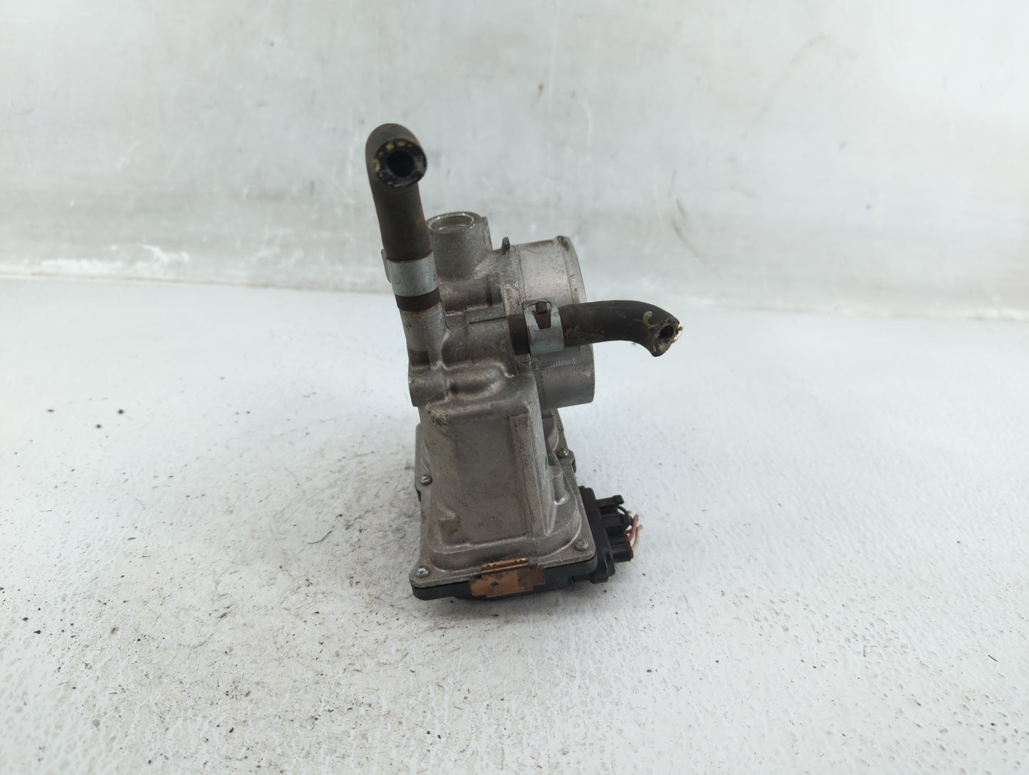 2013-2019 Nissan Sentra Throttle Body P/N:3RA60-01 A Fits Fits 2013 2014 2015 2016 2017 2018 2019 OEM Used Auto Parts - Oemu