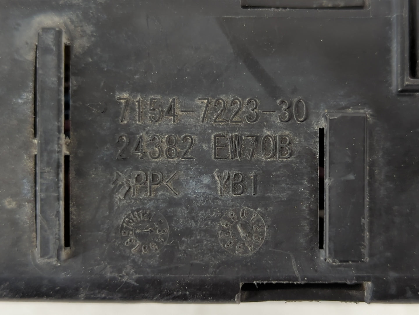 2013-2019 Nissan Sentra Fusebox Fuse Box Panel Relay Module P/N:7154-7223-30 Fits Fits 2013 2014 2015 2016 2017 2018 2019 OE