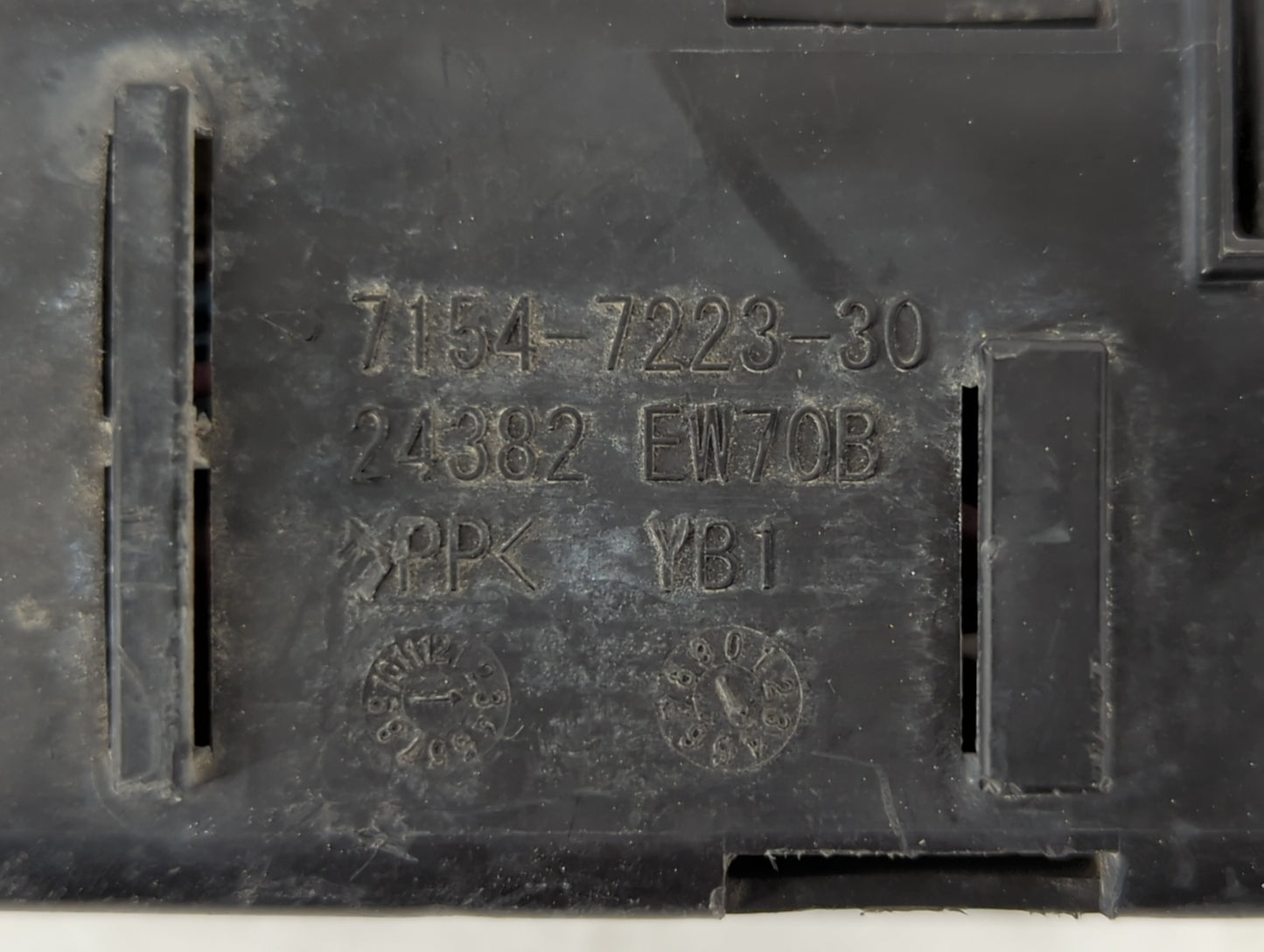 2013-2019 Nissan Sentra Fusebox Fuse Box Panel Relay Module P/N:7154-7223-30 Fits Fits 2013 2014 2015 2016 2017 2018 2019 OE