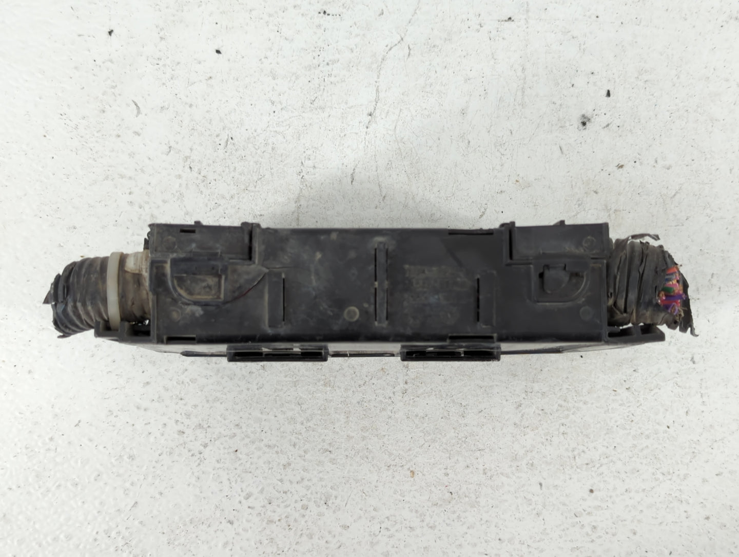 2013-2019 Nissan Sentra Fusebox Fuse Box Panel Relay Module P/N:7154-7223-30 Fits Fits 2013 2014 2015 2016 2017 2018 2019 OE