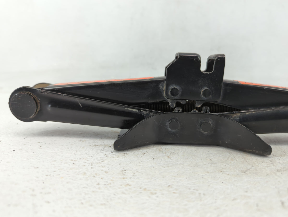 2014 Nissan Sentra Spare Scissor Car Jack 595898 - Oemusedautoparts1.com