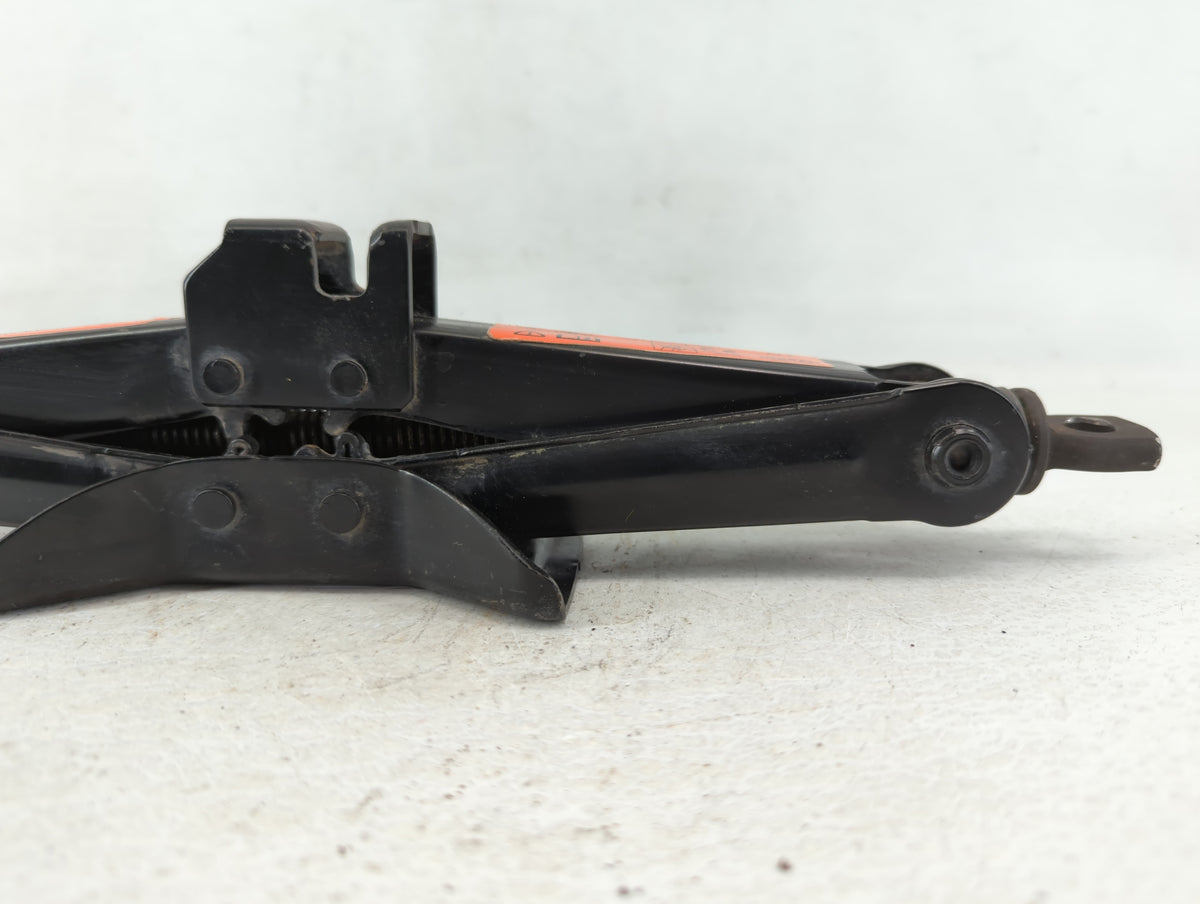 2014 Nissan Sentra Spare Scissor Car Jack 595898 - Oemusedautoparts1.com
