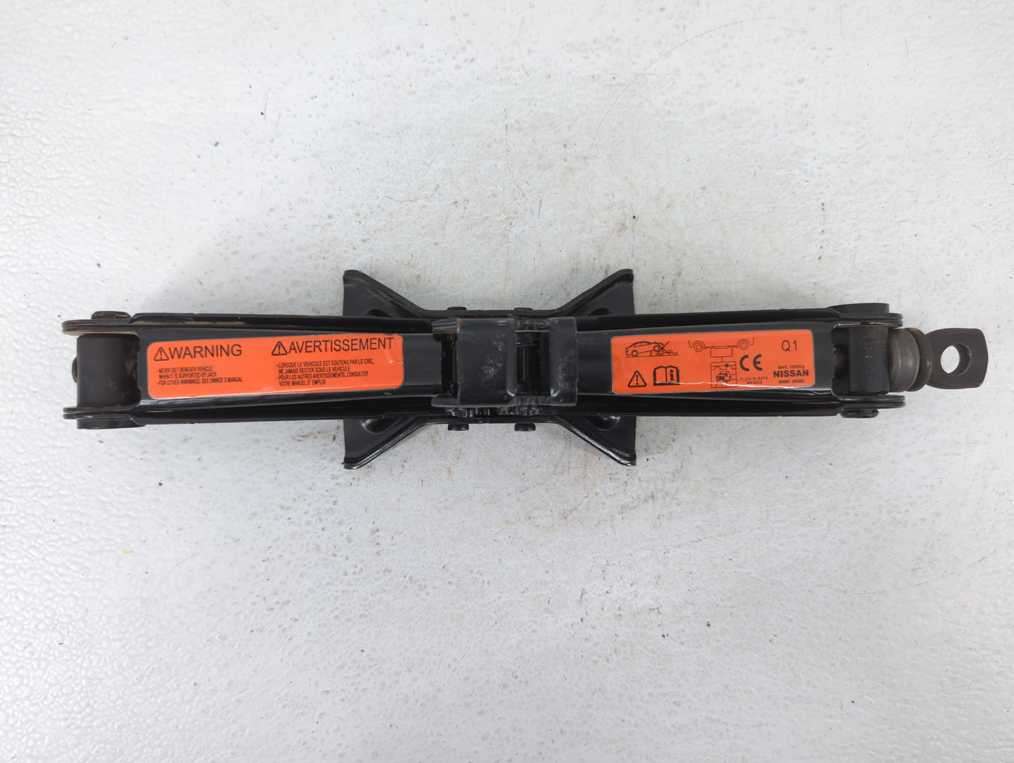 2014 Nissan Sentra Spare Scissor Car Jack 595898 - Oemusedautoparts1.com
