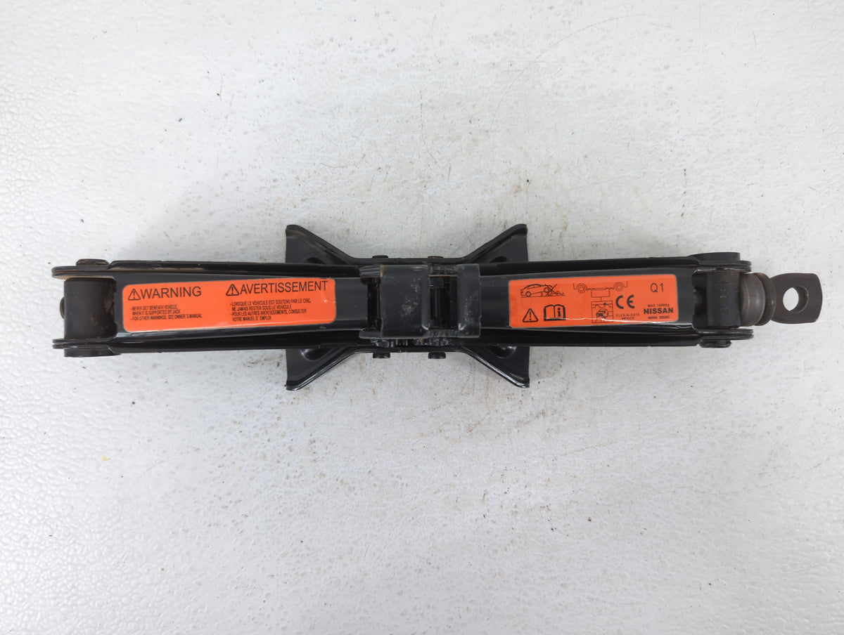 2014 Nissan Sentra Spare Scissor Car Jack 595898 - Oemusedautoparts1.com
