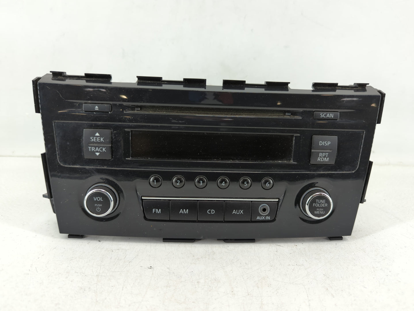 2014 Nissan Sentra Radio AM FM Cd Player Receiver Replacement P/N:28185 3TB0G Fits Fits 2013 2015 OEM Used Auto Parts - Oemu