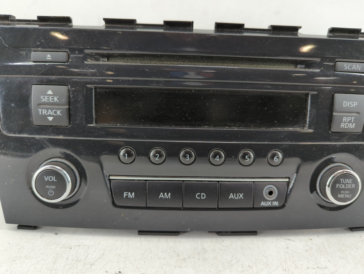 2014 Nissan Sentra Radio AM FM Cd Player Receiver Replacement P/N:28185 3TB0G Fits Fits 2013 2015 OEM Used Auto Parts - Oemu