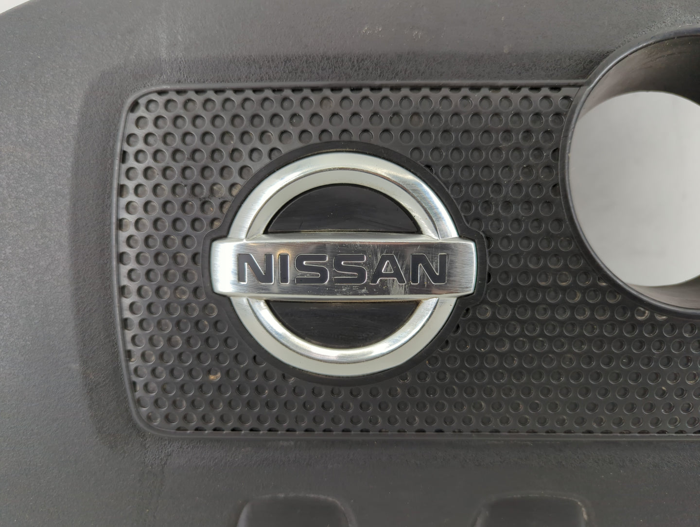 2014 Nissan Sentra Engine Cover - Oemusedautoparts1.com