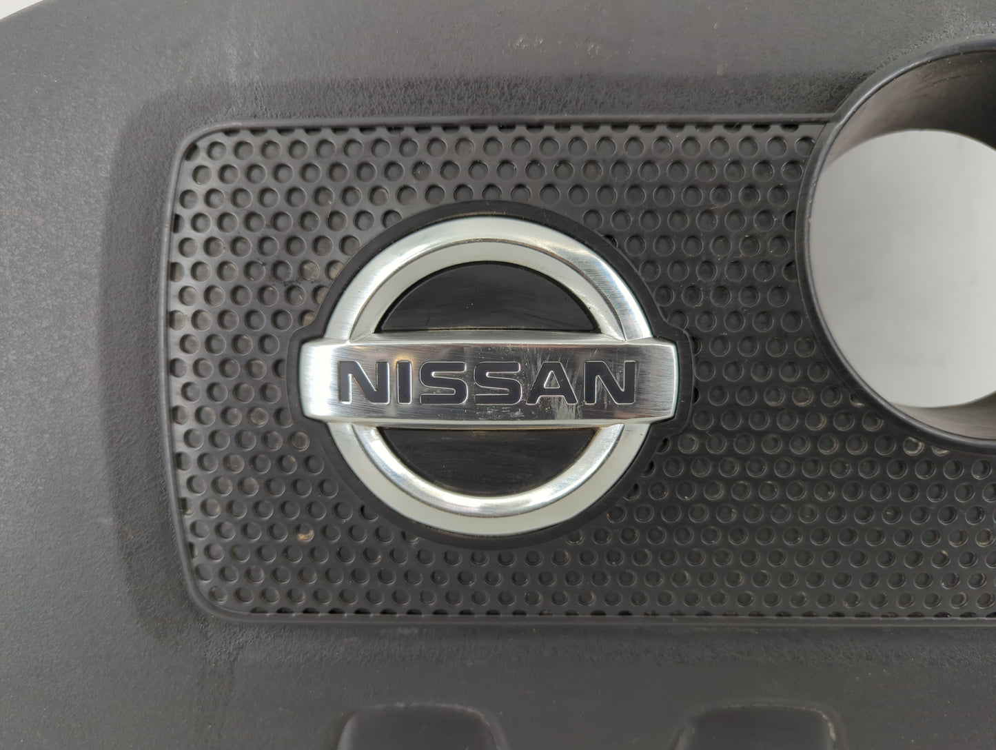 2014 Nissan Sentra Engine Cover - Oemusedautoparts1.com