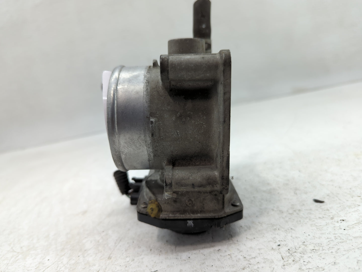 2013-2019 Nissan Sentra Throttle Body P/N:3RA60-01 A Fits Fits 2013 2014 2015 2016 2017 2018 2019 OEM Used Auto Parts - Oemu