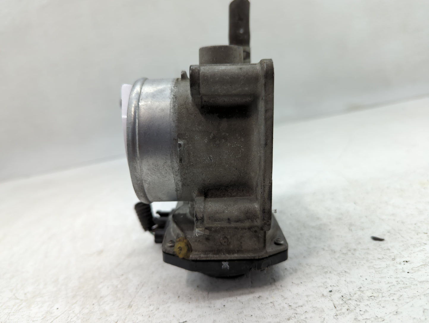 2013-2019 Nissan Sentra Throttle Body P/N:3RA60-01 A Fits Fits 2013 2014 2015 2016 2017 2018 2019 OEM Used Auto Parts - Oemu