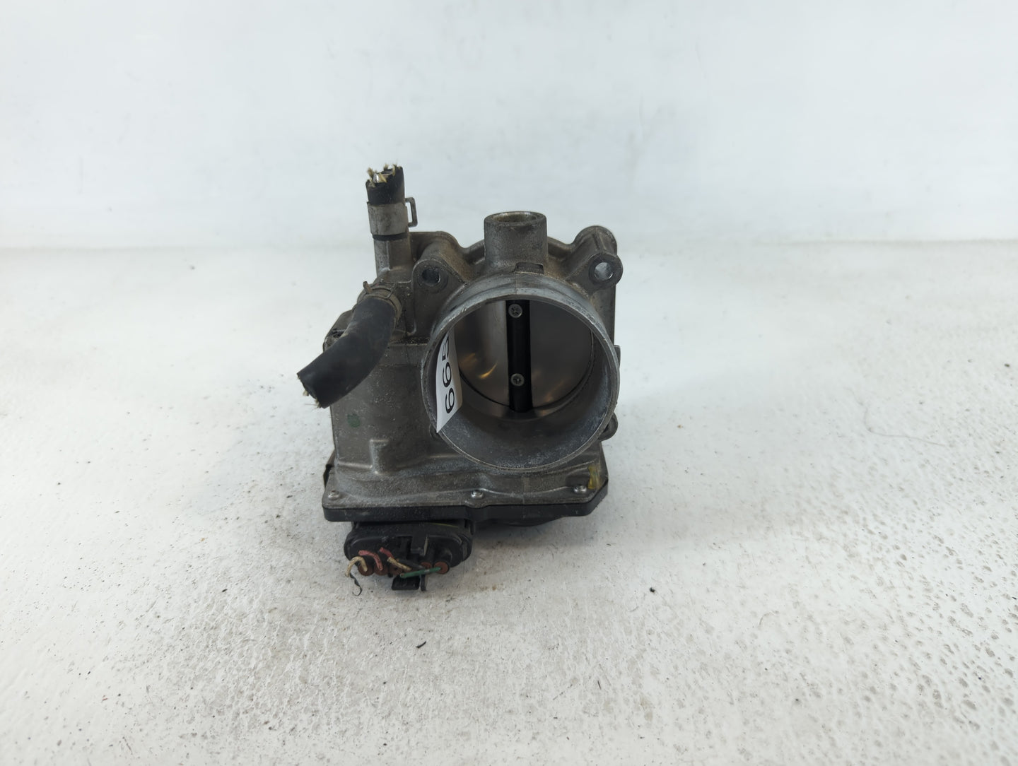 2013-2019 Nissan Sentra Throttle Body P/N:3RA60-01 A Fits Fits 2013 2014 2015 2016 2017 2018 2019 OEM Used Auto Parts - Oemu