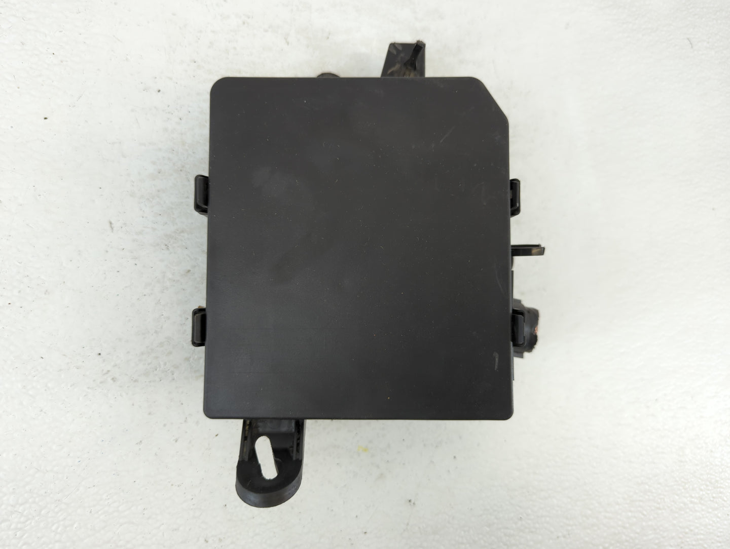 2013-2019 Nissan Sentra Fusebox Fuse Box Panel Relay Module P/N:3S0J00101 Fits Fits 2013 2014 2015 2016 2017 2018 2019 OEM U