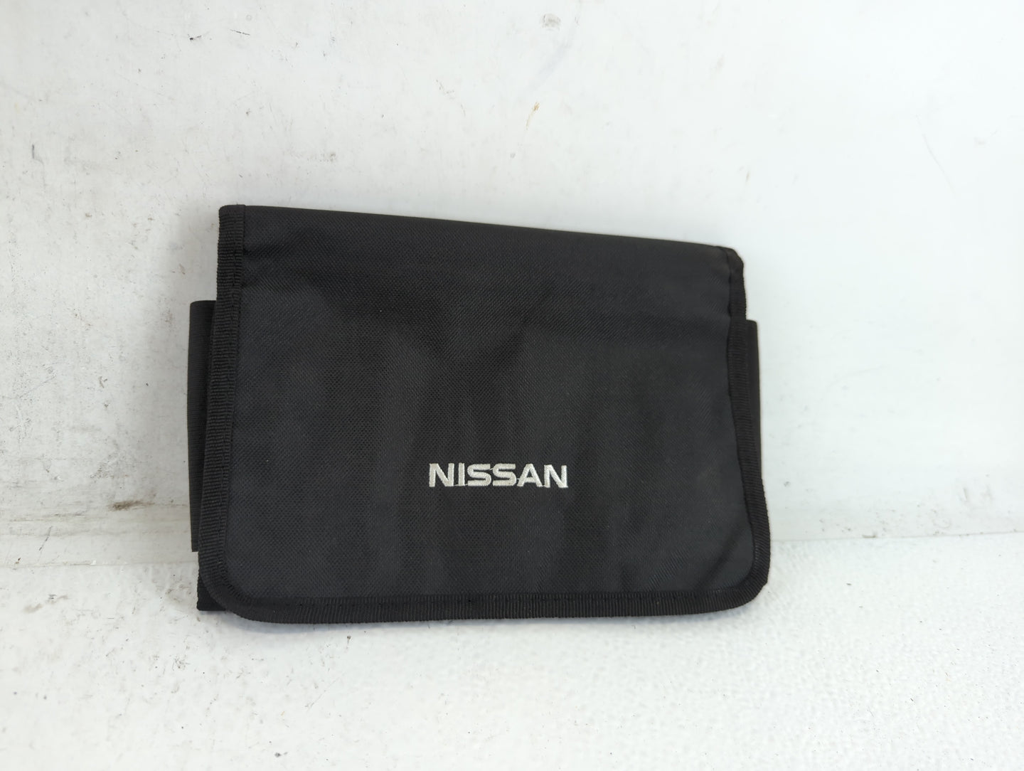 2014 Nissan Sentra Owners Manual Book Guide P/N:OM14E 0B17U1 OEM Used Auto Parts - Oemusedautoparts1.com