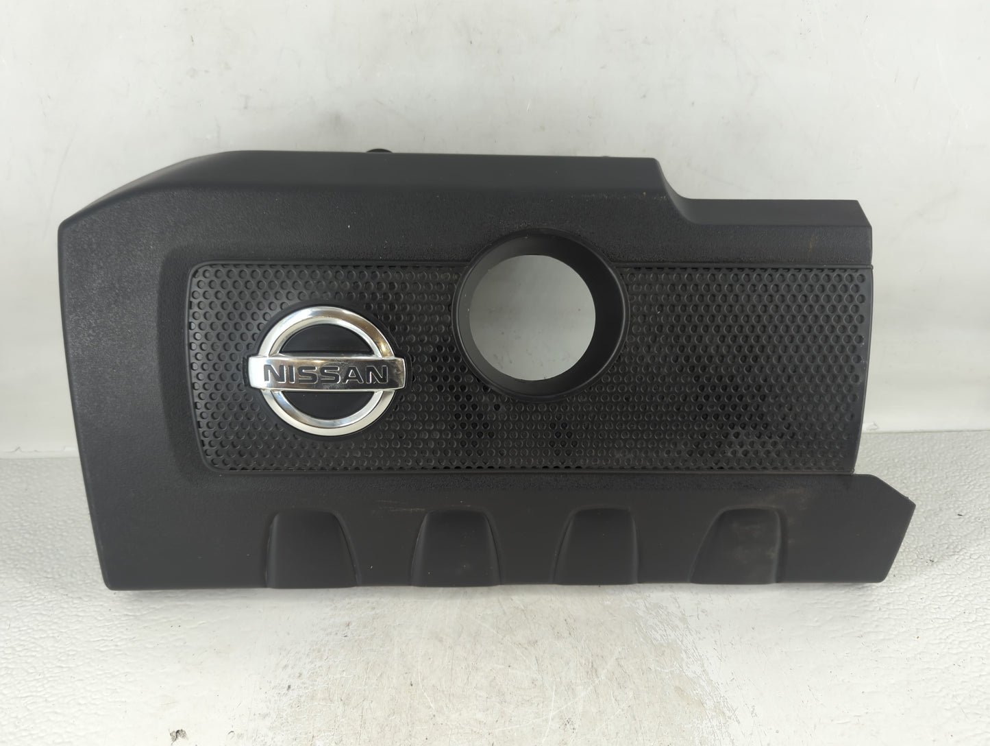 2014 Nissan Sentra Engine Cover - Oemusedautoparts1.com