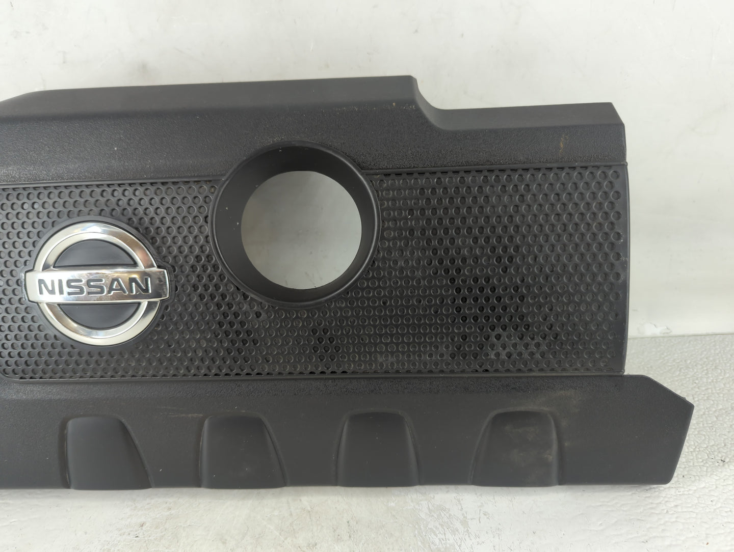 2014 Nissan Sentra Engine Cover - Oemusedautoparts1.com