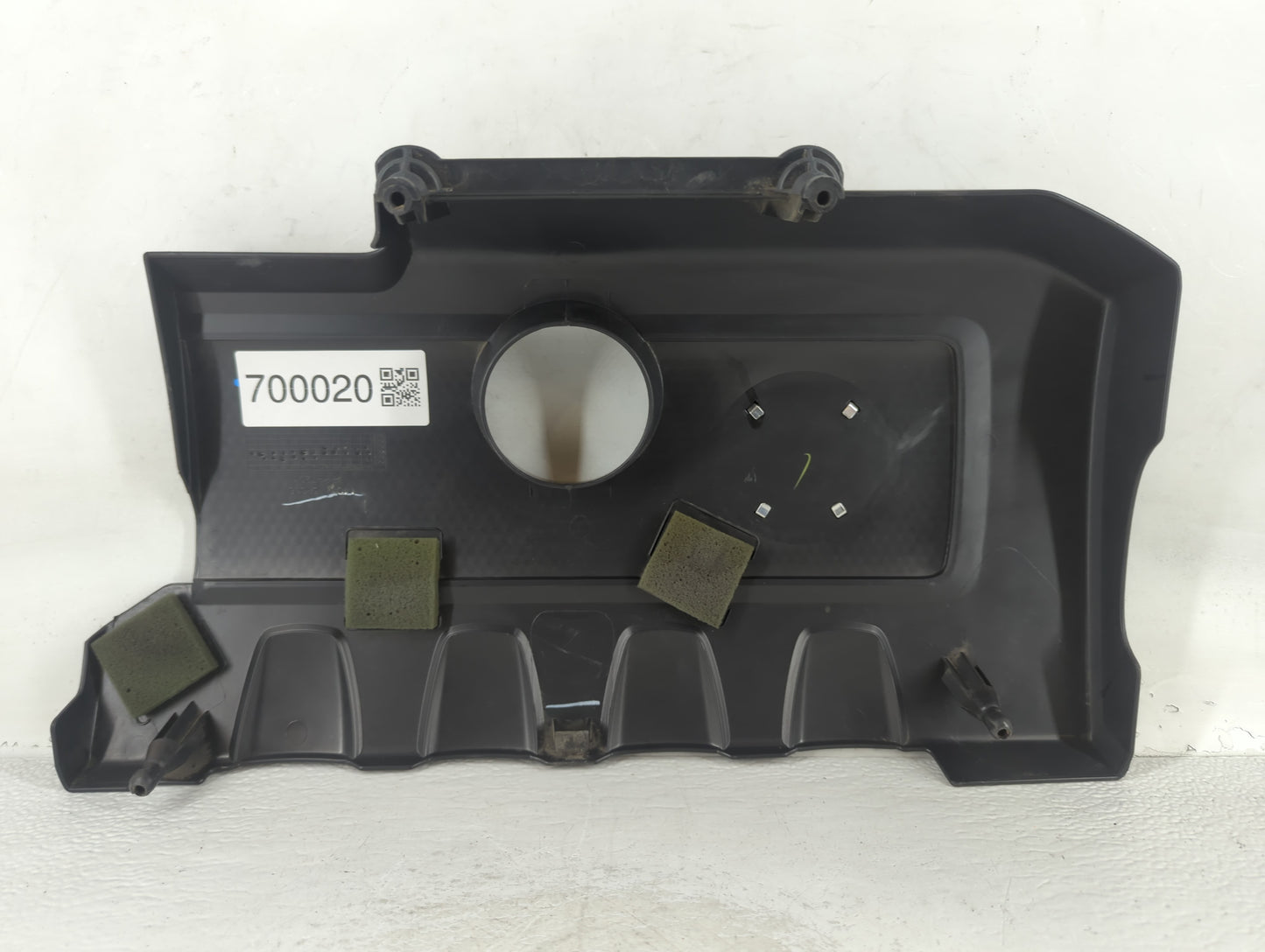 2014 Nissan Sentra Engine Cover - Oemusedautoparts1.com