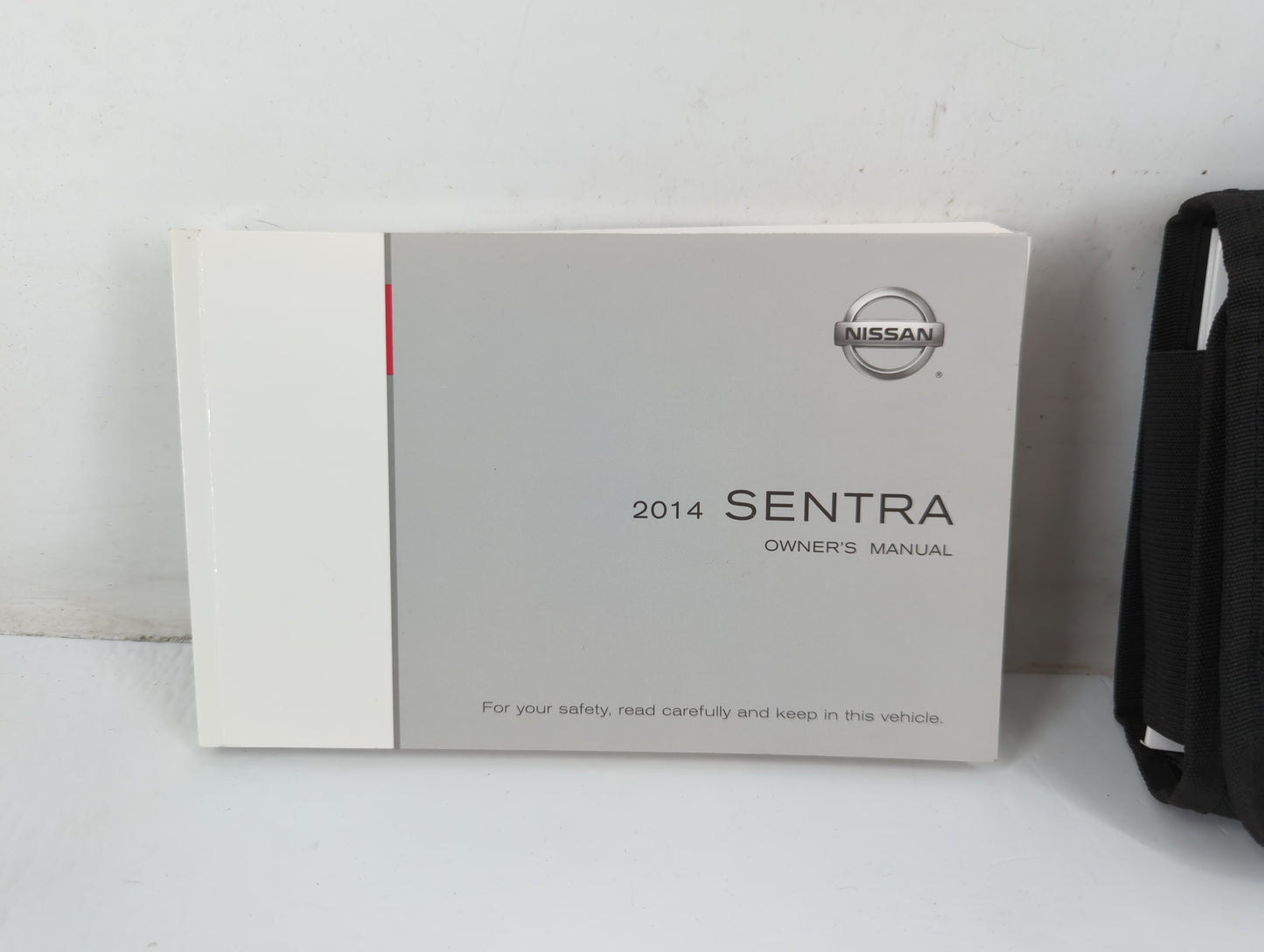 2014 Nissan Sentra Owners Manual Book Guide P/N:OM14E 0B17U1 OEM Used Auto Parts - Oemusedautoparts1.com