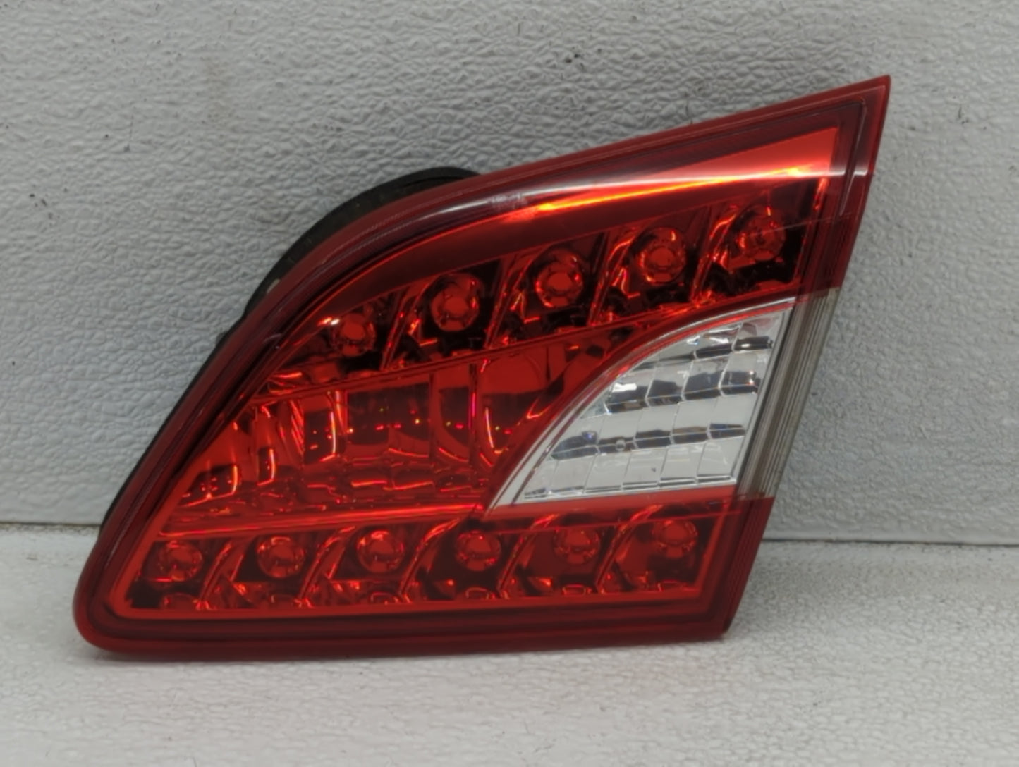 2013-2015 Nissan Sentra Passenger Right Side Deck Lid Mounted Tail Light - Oemusedautoparts1.com