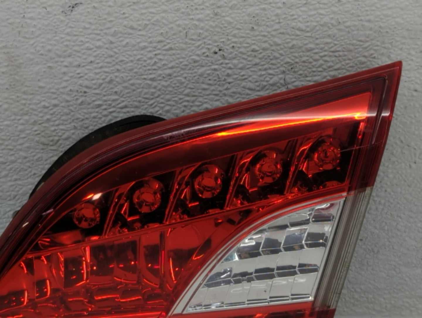 2013-2015 Nissan Sentra Passenger Right Side Deck Lid Mounted Tail Light - Oemusedautoparts1.com