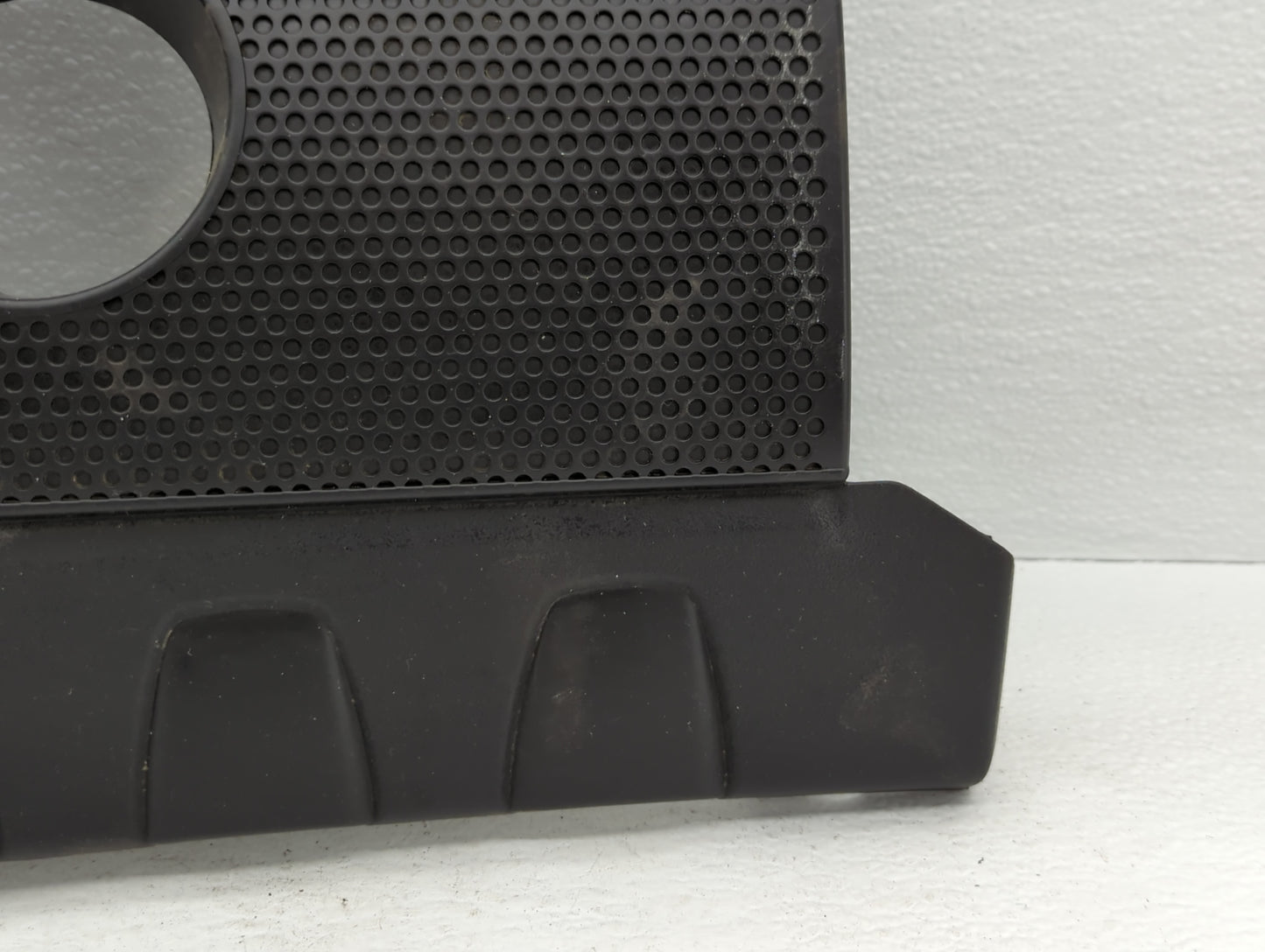 2014 Nissan Sentra Engine Cover - Oemusedautoparts1.com
