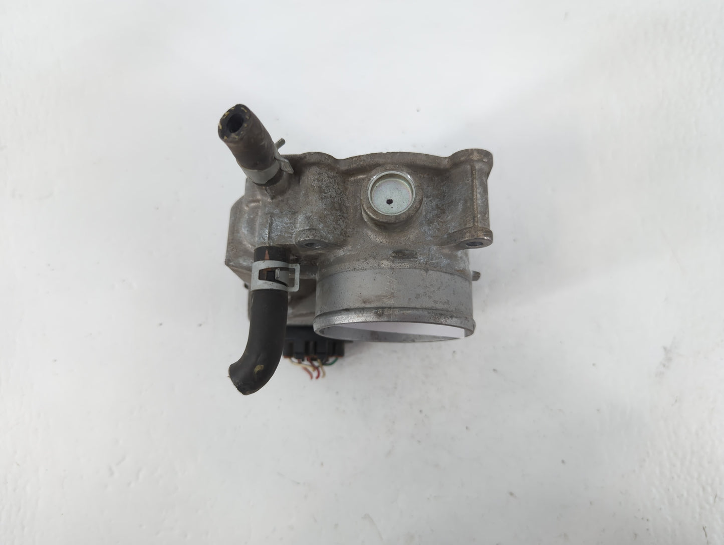 2013-2019 Nissan Sentra Throttle Body P/N:3RA60-01 A Fits Fits 2013 2014 2015 2016 2017 2018 2019 OEM Used Auto Parts - Oemu