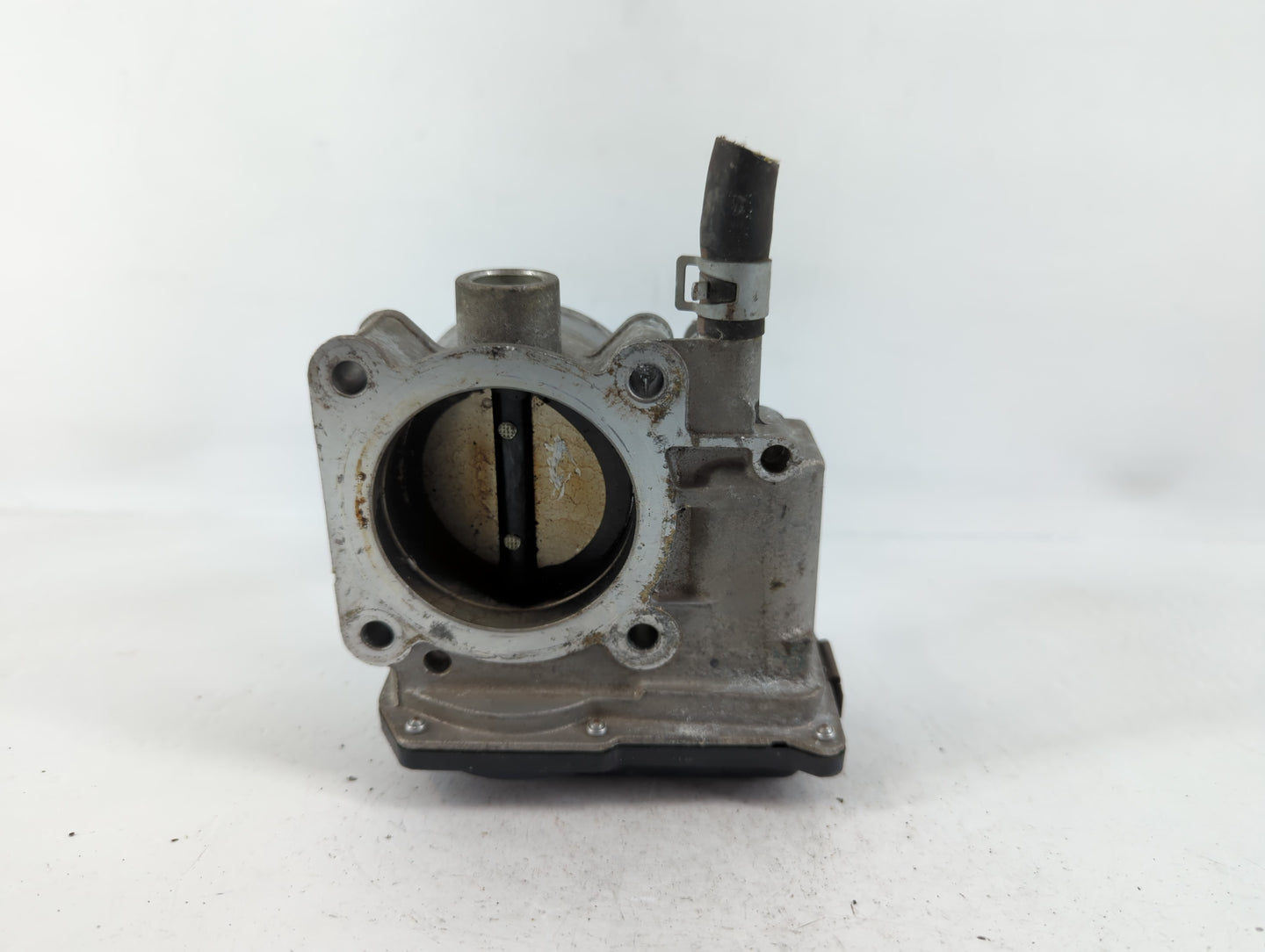 2013-2019 Nissan Sentra Throttle Body P/N:3RA60-01 A Fits Fits 2013 2014 2015 2016 2017 2018 2019 OEM Used Auto Parts - Oemu