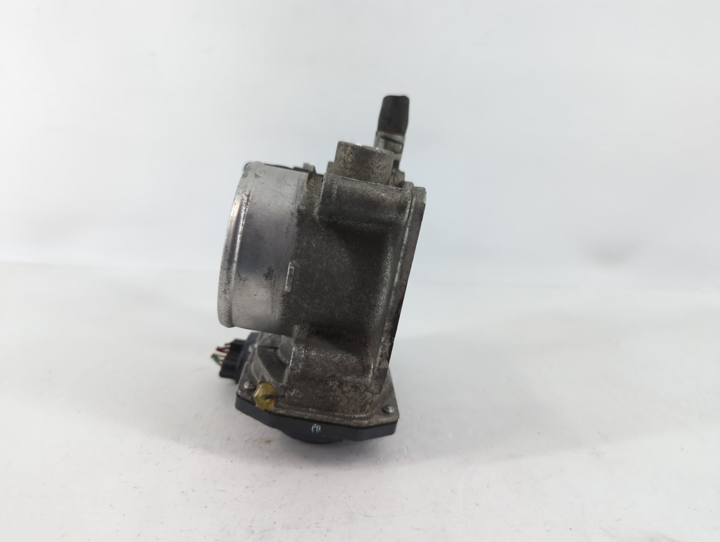2013-2019 Nissan Sentra Throttle Body P/N:3RA60-01 A Fits Fits 2013 2014 2015 2016 2017 2018 2019 OEM Used Auto Parts - Oemu