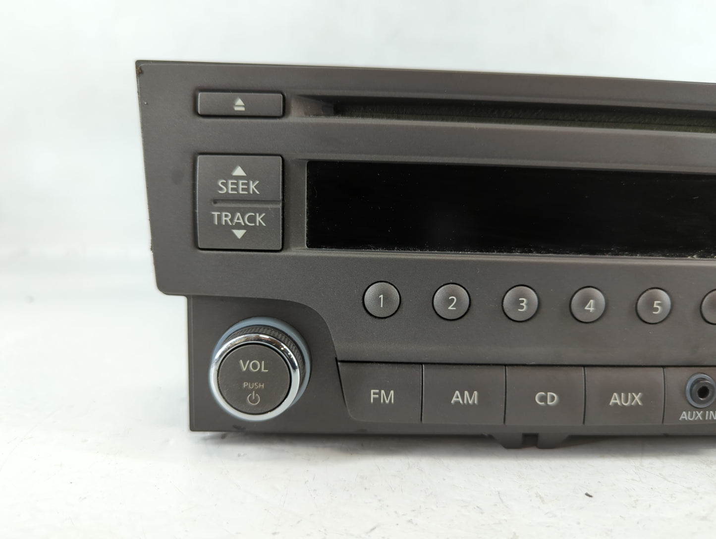 2013-2014 Nissan Sentra Am Fm Cd Player Radio Receiver - Oemusedautoparts1.com