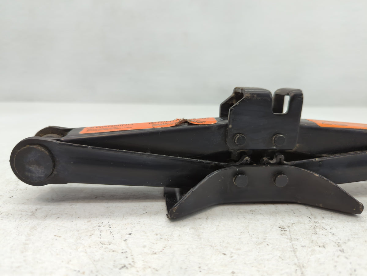 2014 Nissan Sentra Spare Scissor Car Jack 735403 - Oemusedautoparts1.com