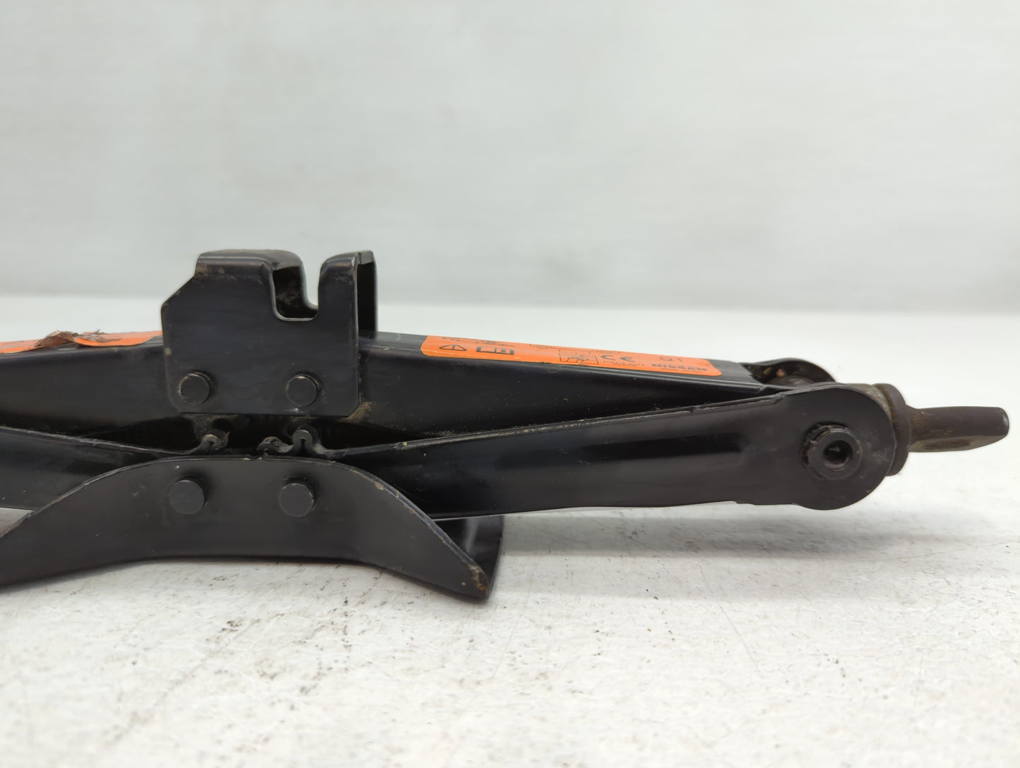 2014 Nissan Sentra Spare Scissor Car Jack - Oemusedautoparts1.com